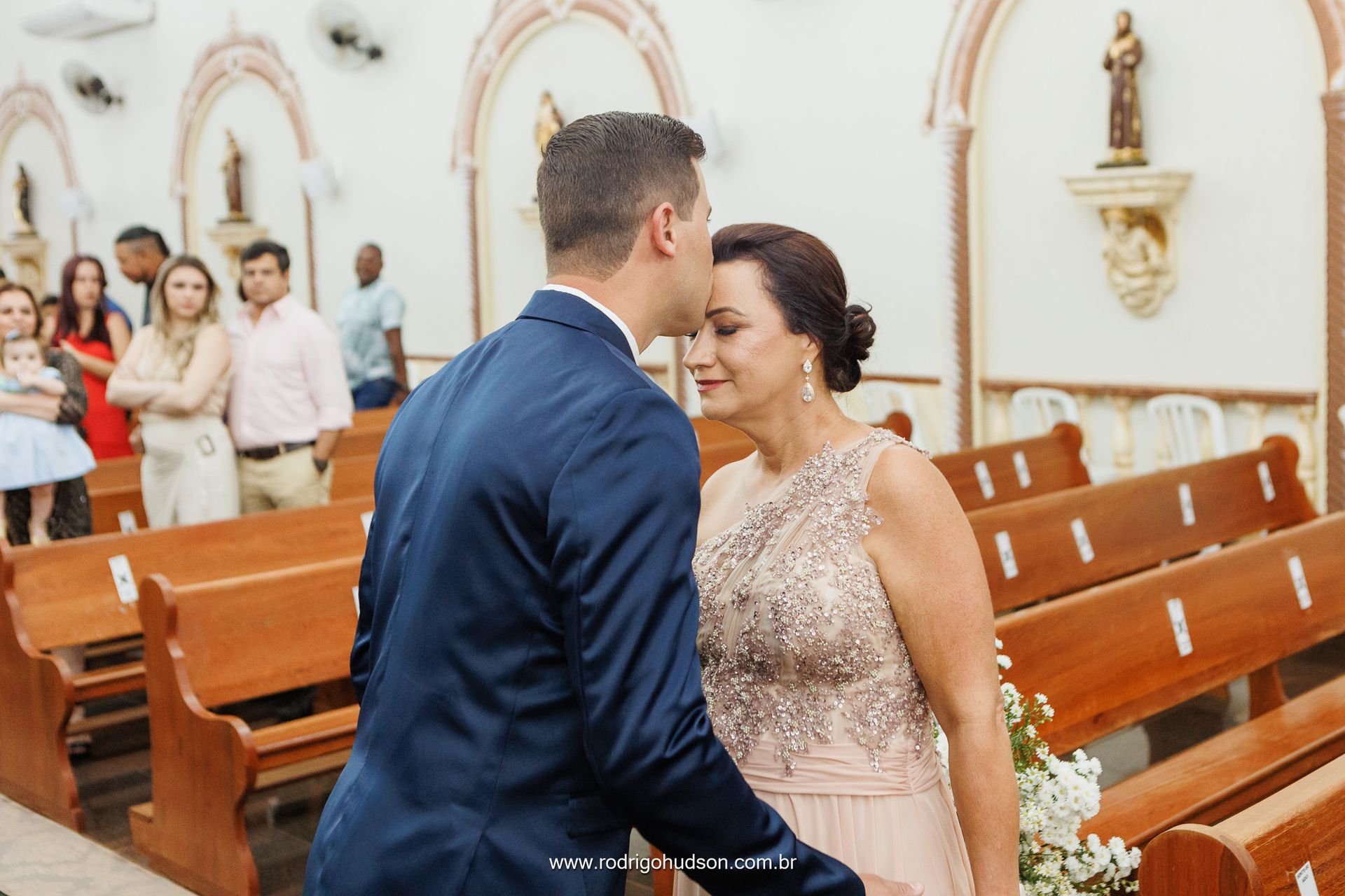 Casamento de Marcela e Lucas na Capela da Sagrada Família em Viradouro - SP - 1 - 0
