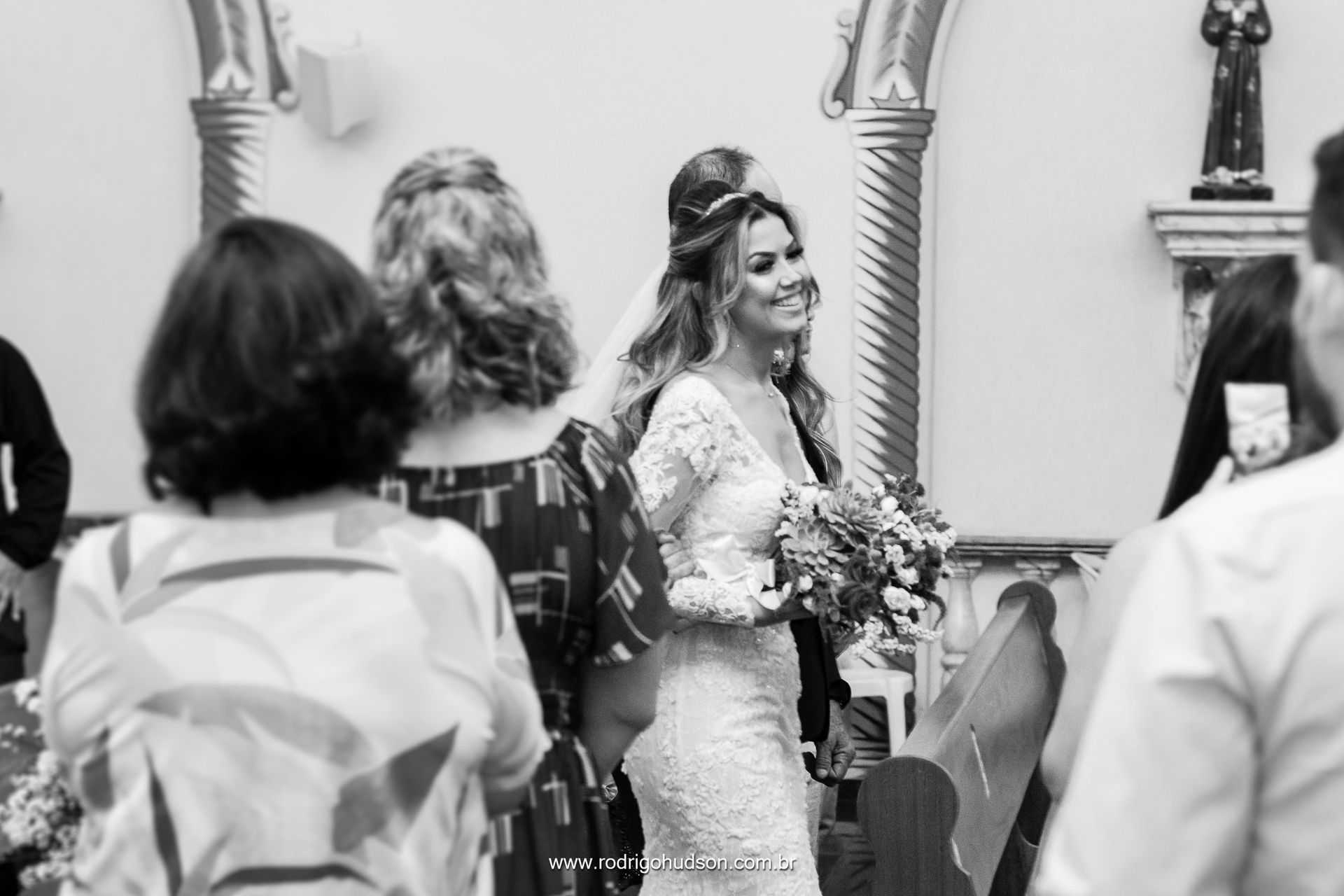 Casamento de Marcela e Lucas na Capela da Sagrada Família em Viradouro - SP - 1 - 0