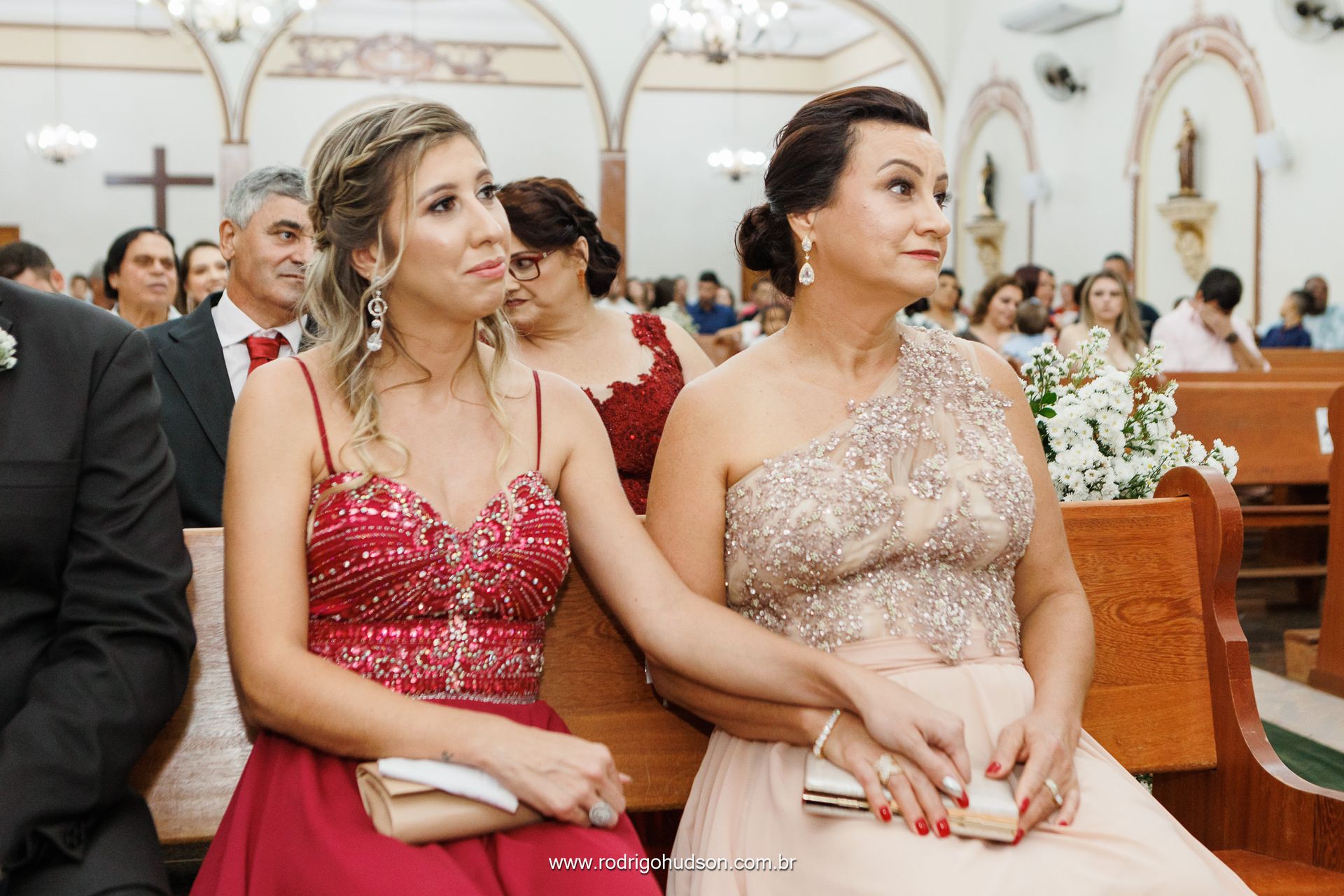 Casamento de Marcela e Lucas na Capela da Sagrada Família em Viradouro - SP - 1 - 3