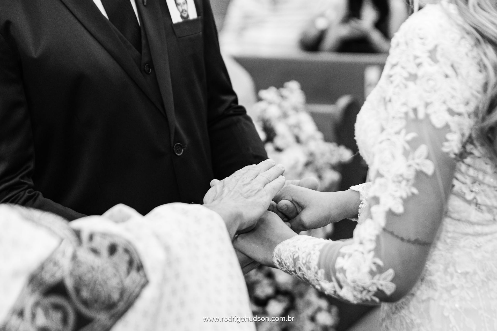 Casamento de Marcela e Lucas na Capela da Sagrada Família em Viradouro - SP - 1 - 1
