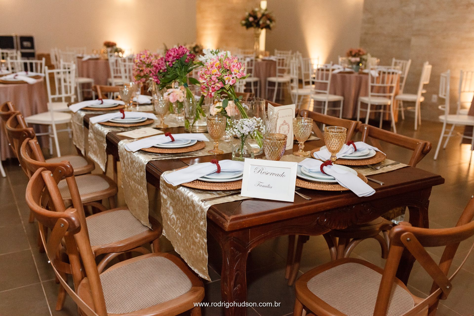 Casamento de Marcela e Lucas na Capela da Sagrada Família em Viradouro - SP - 1 - 1