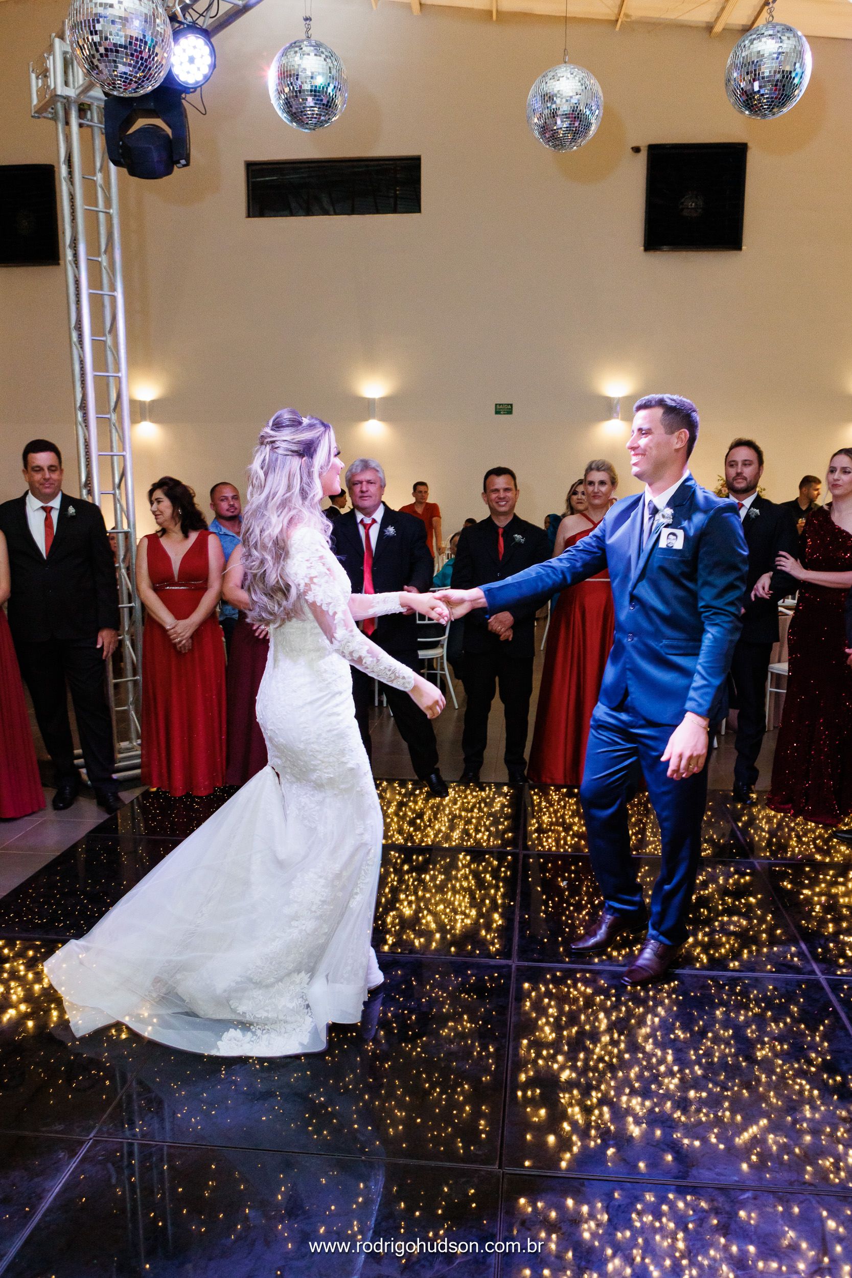 Casamento de Marcela e Lucas na Capela da Sagrada Família em Viradouro - SP - 1 - 1