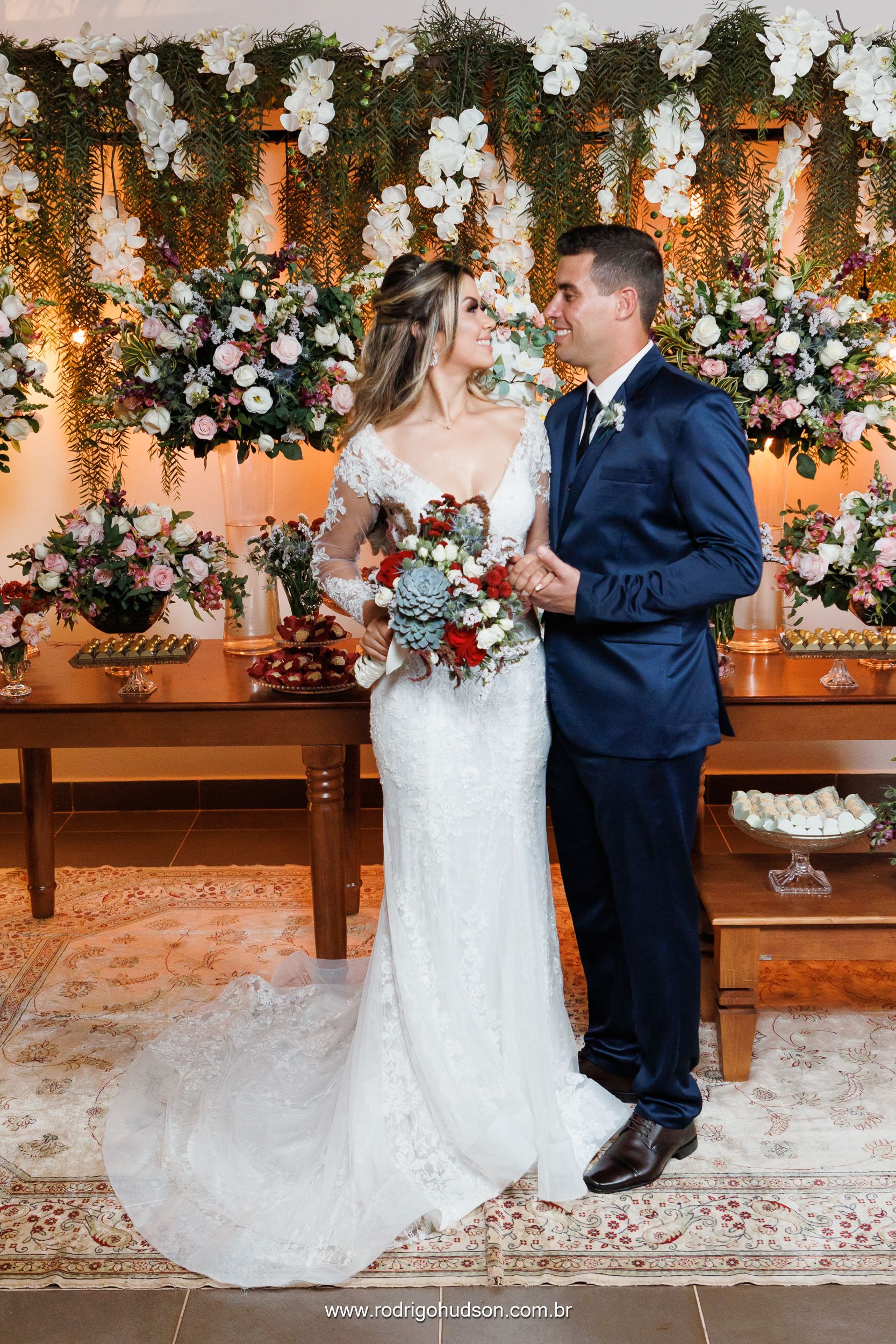 Casamento de Marcela e Lucas na Capela da Sagrada Família em Viradouro - SP - 1 - 0