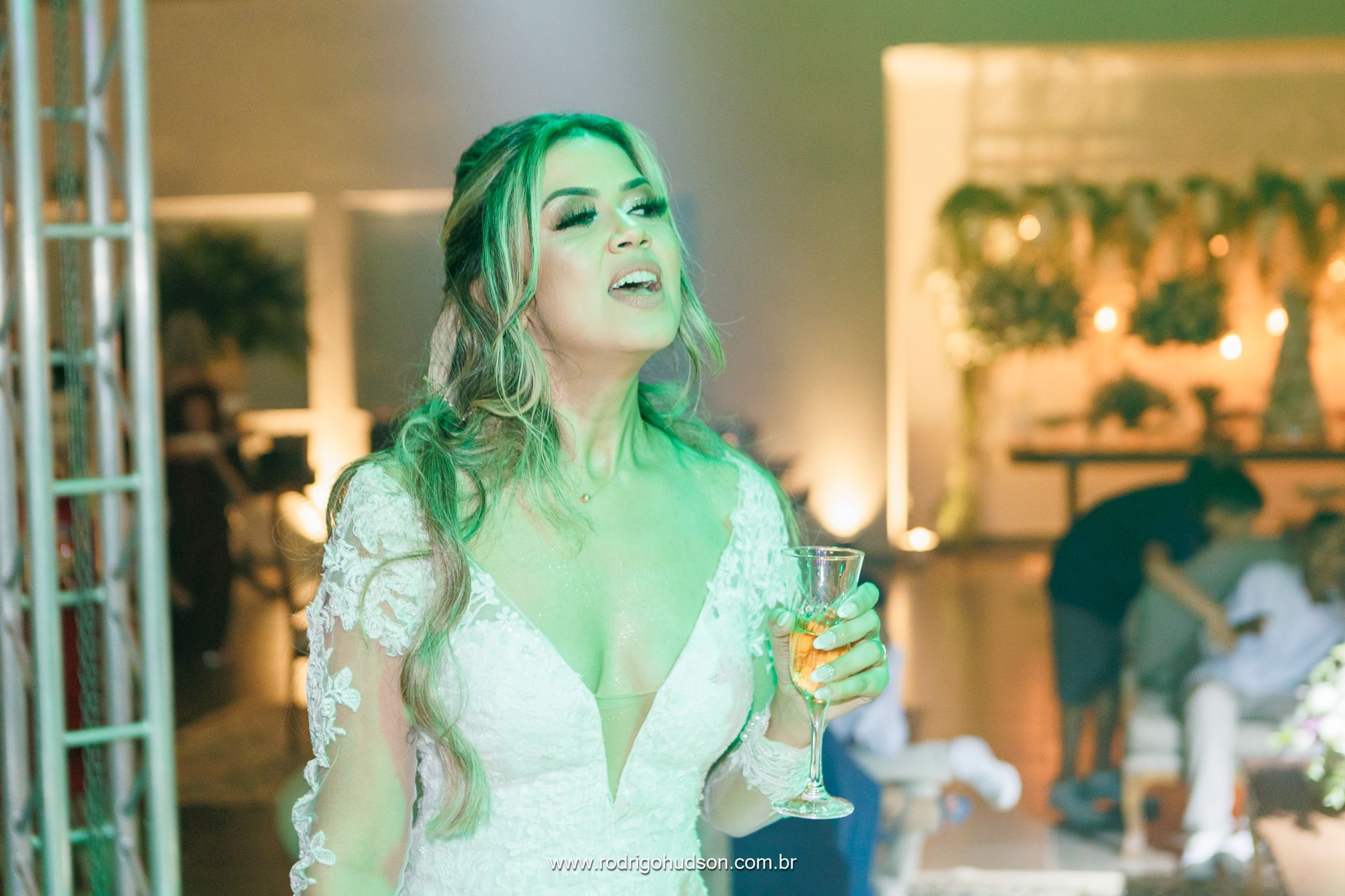 Casamento de Marcela e Lucas na Capela da Sagrada Família em Viradouro - SP - 1 - 1