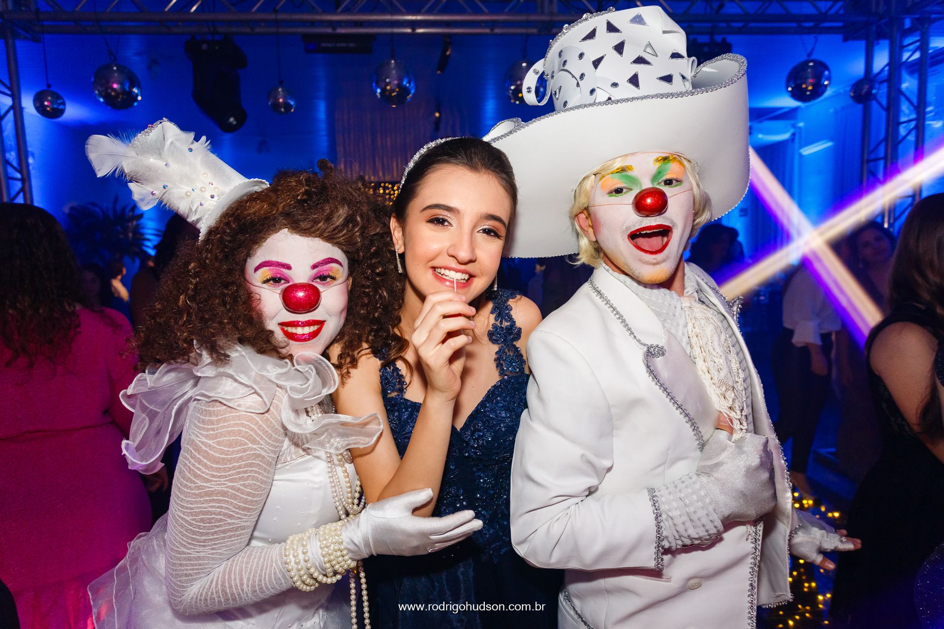 Helena Kmniecik 15 anos - 1 - 52