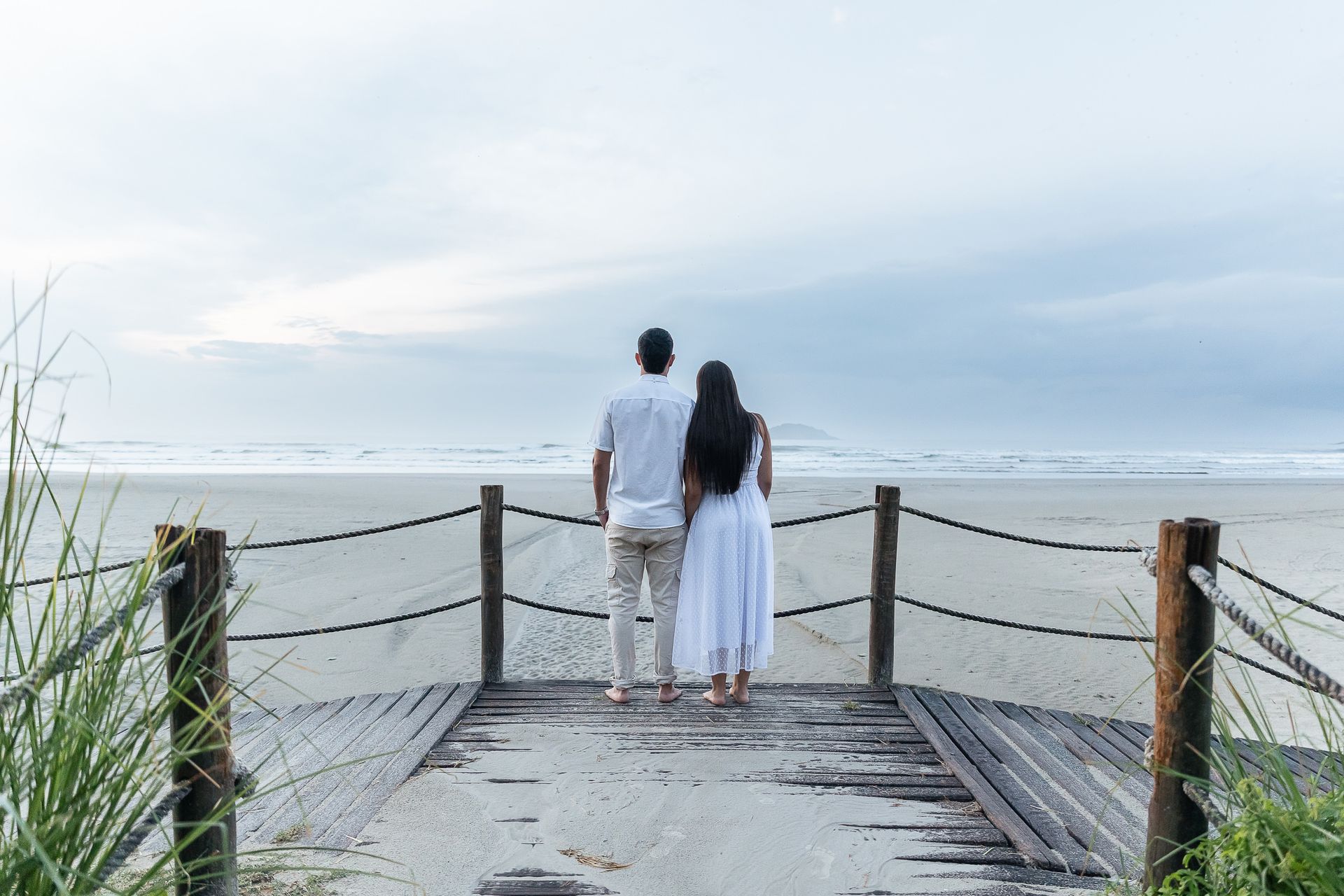 Ensaio Pré Wedding de Luiza e Guilherme em Riviera de São Lourenço - SP - 3 - 4