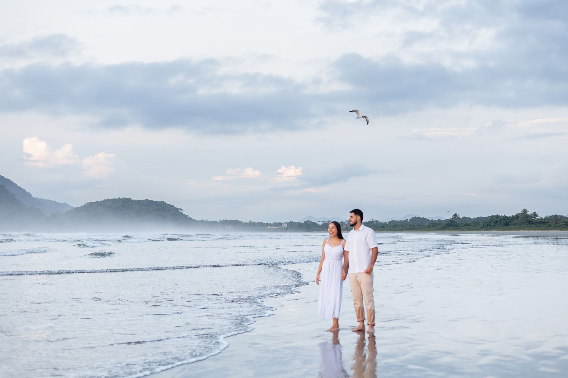 Ensaio Pré Wedding de Luiza e Guilherme em Riviera de São Lourenço - SP - 3 - 13