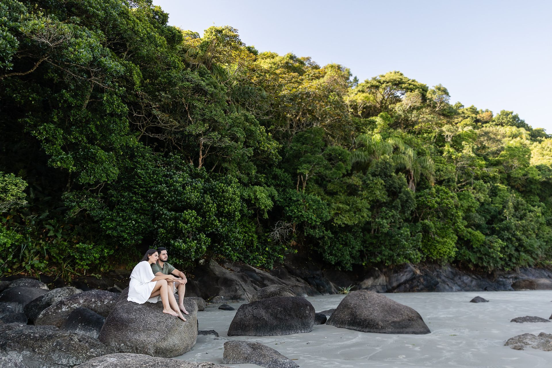 Ensaio Pré Wedding de Luiza e Guilherme em Riviera de São Lourenço - SP - 3 - 23