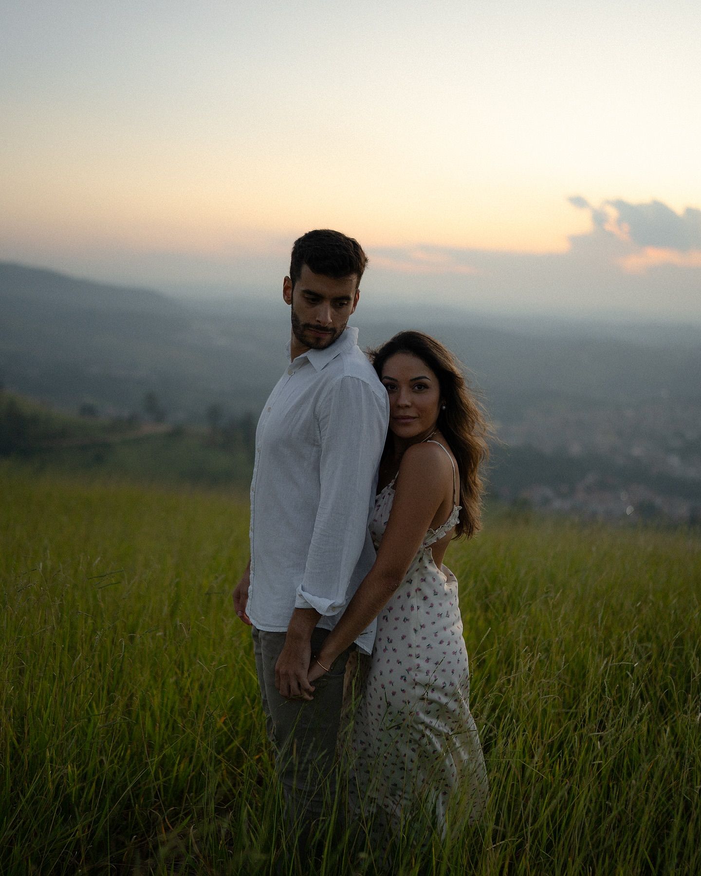 Sente a vibe de um casal que se entrega para as fotos de pré wedding 🔥 - 3 - 13