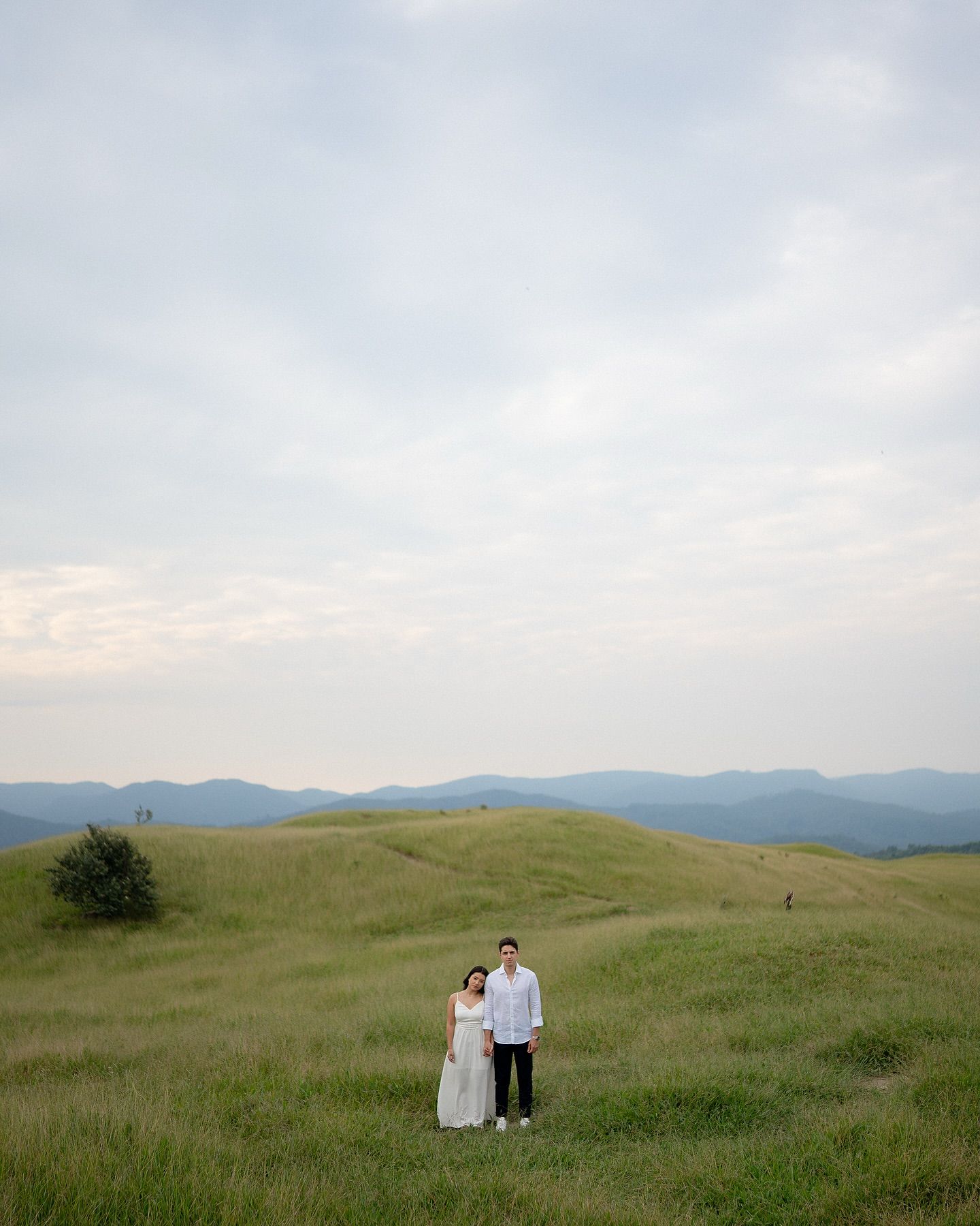 Ontem realizamos o pré-wedding desses queridos! E olhem esse resultado! 🔥❤️🚀 - 3 - 1
