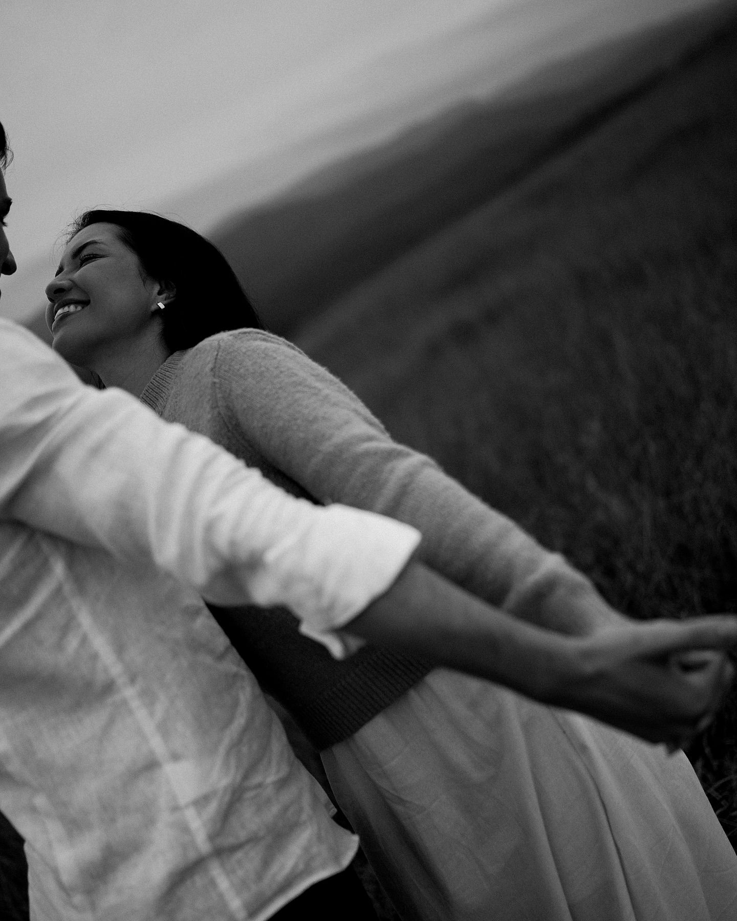 Ontem realizamos o pré-wedding desses queridos! E olhem esse resultado! 🔥❤️🚀 - 3 - 6