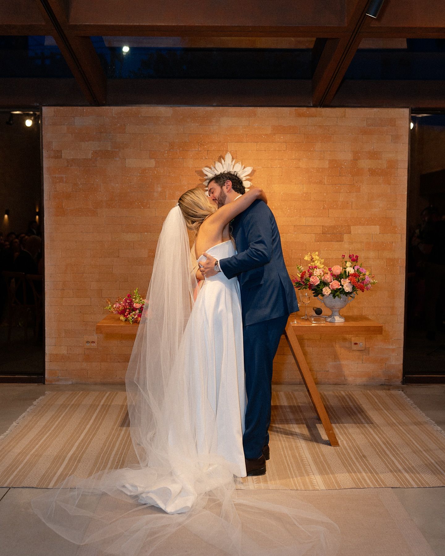 Mais um casamento incrível realizado com sucesso! Fiquem com a prévia da Bru e do Carlos! ❤️🔥🚀 - 3 - 13