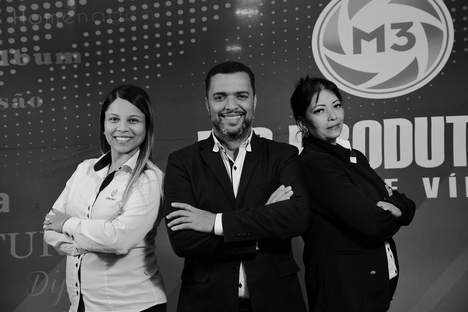 Publicidade Faculdade Atenas - 2 - 79