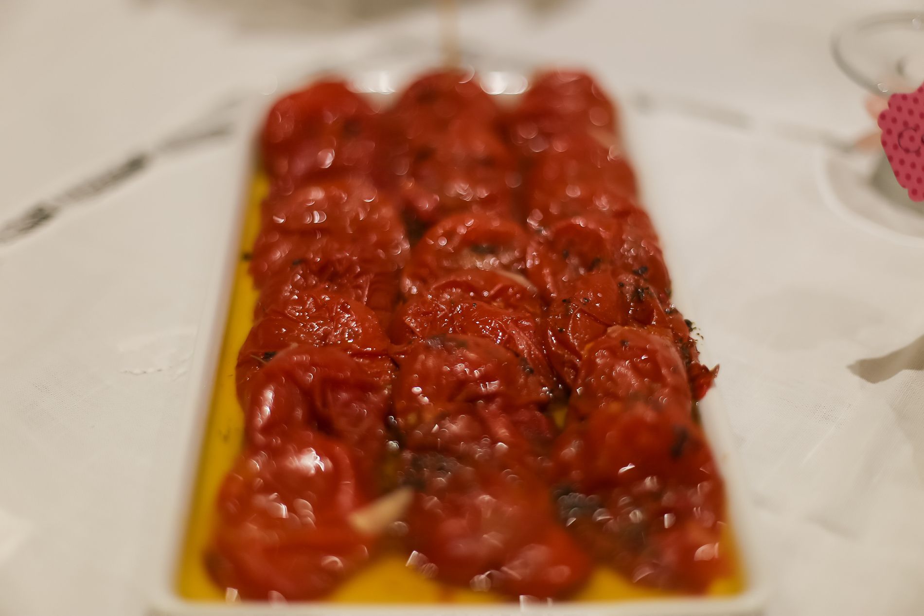 Encantos de uma Celebração Íntima: O Jantar de Aniversário Estiloso de Elena - 2 - 14