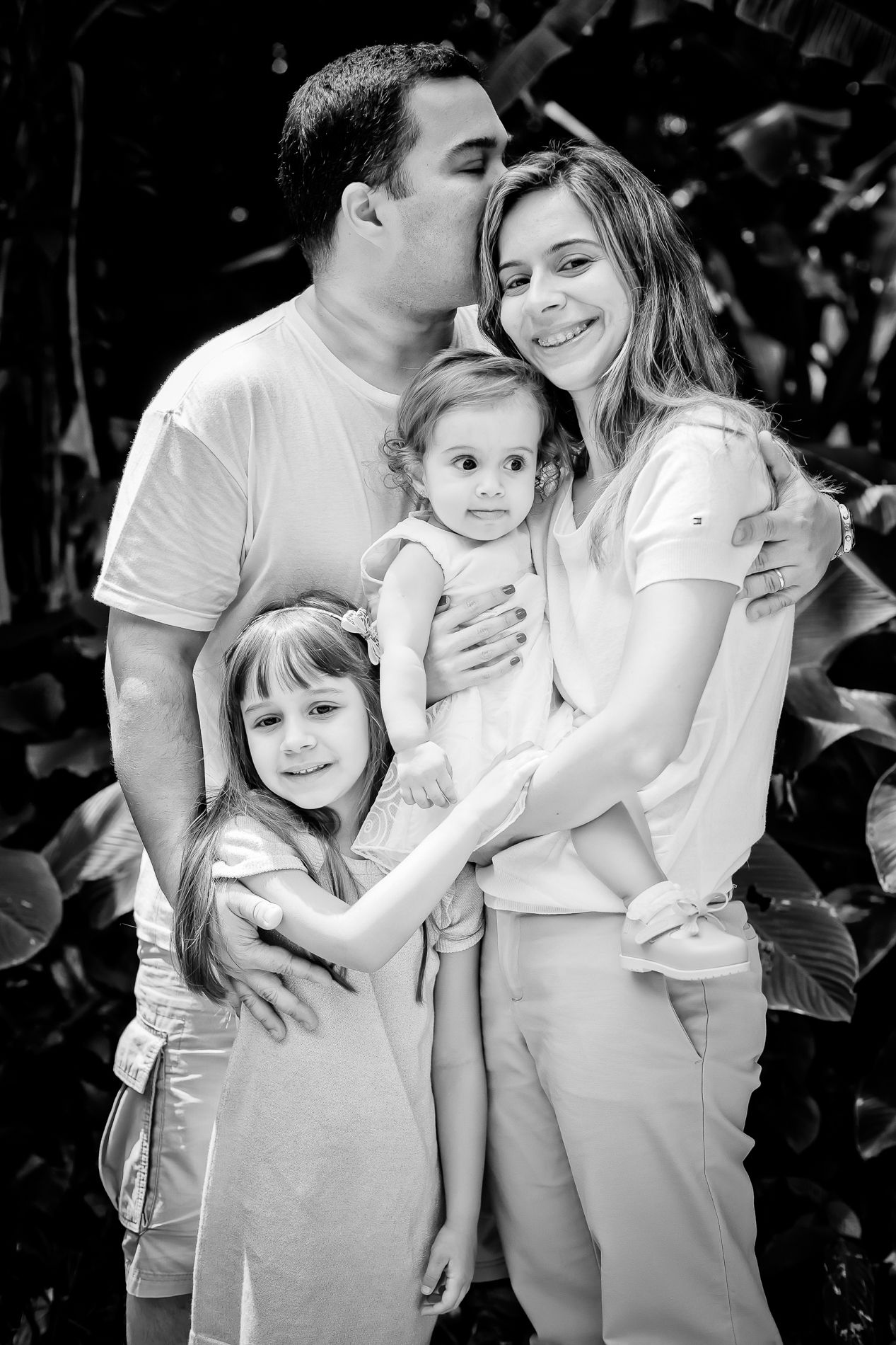 O Maravilhoso Ciclo de Um Ano: Encerrando o Acompanhamento da Milena com um Ensaio Familiar no Parque Lage - 2 - 10