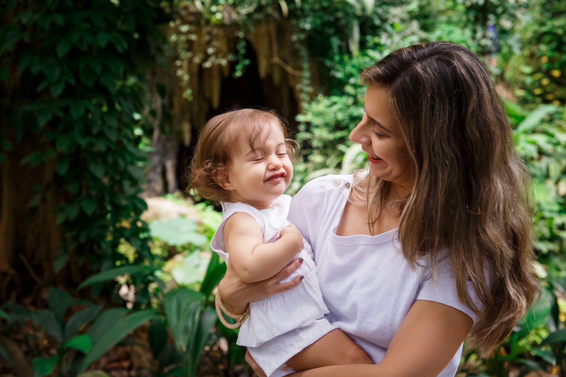 O Maravilhoso Ciclo de Um Ano: Encerrando o Acompanhamento da Milena com um Ensaio Familiar no Parque Lage - 2 - 37