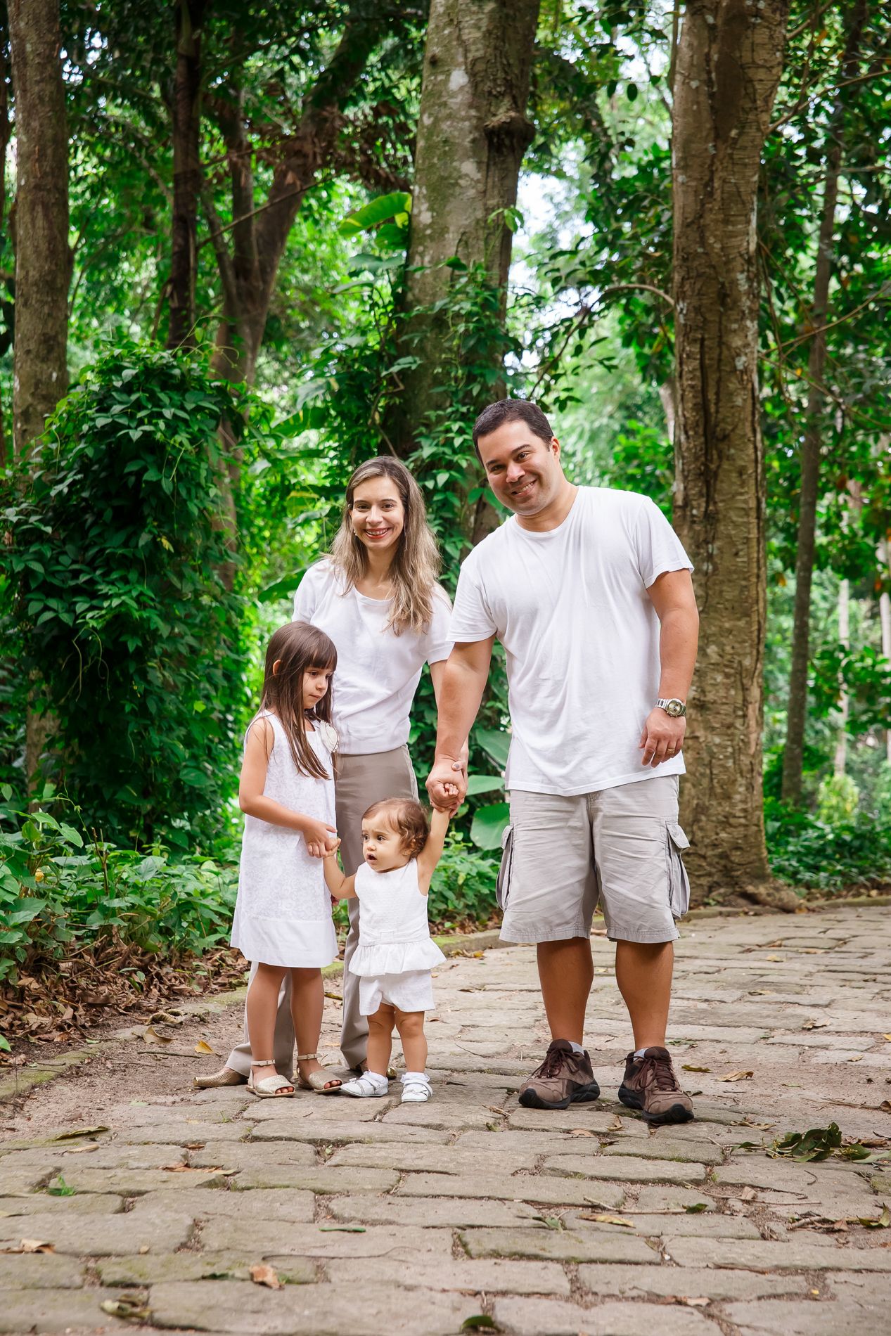 O Maravilhoso Ciclo de Um Ano: Encerrando o Acompanhamento da Milena com um Ensaio Familiar no Parque Lage - 2 - 42