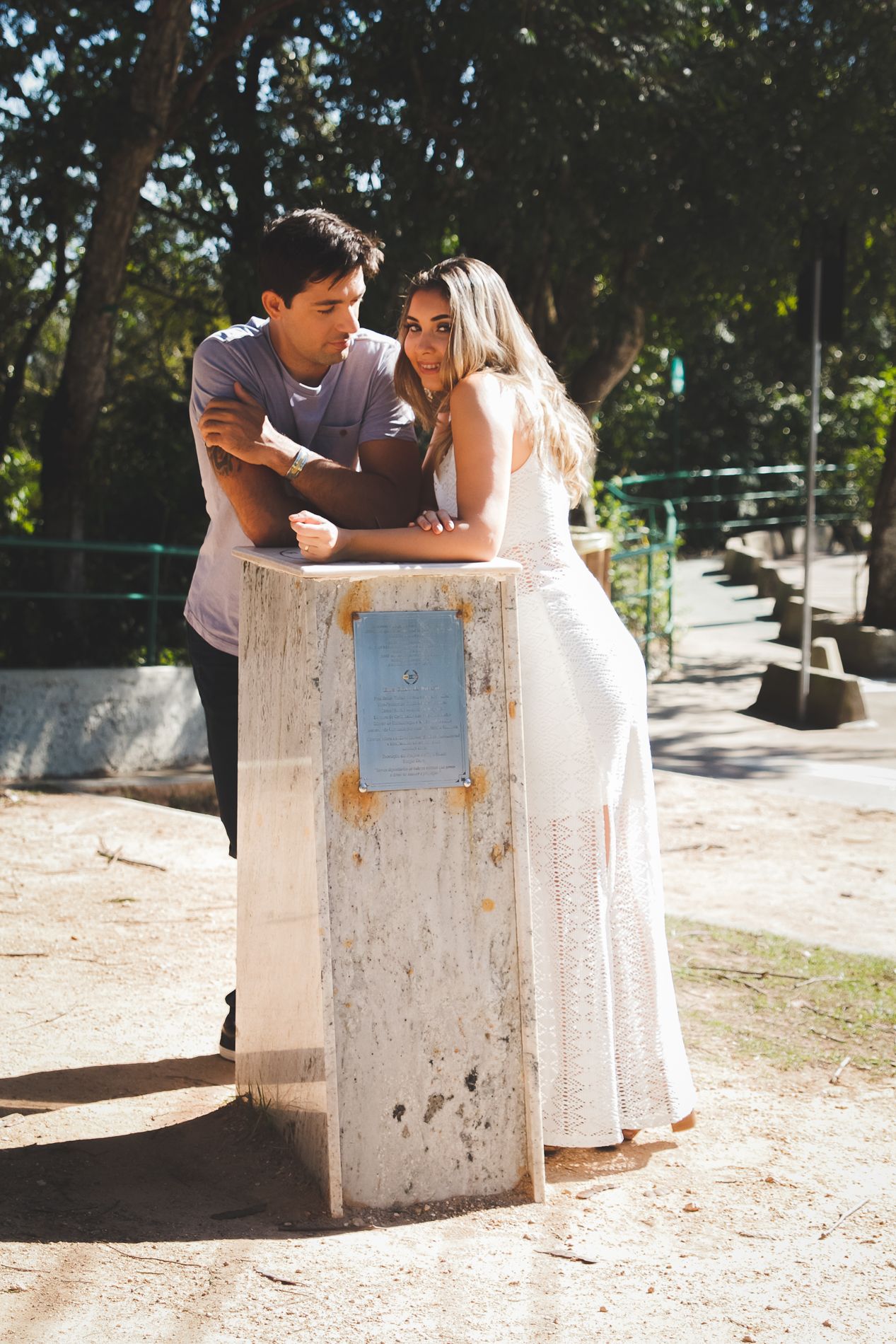 Amor em Cada Clique: A História de um Ensaio de Casal no Parque da Cidade em Niterói - 2 - 16