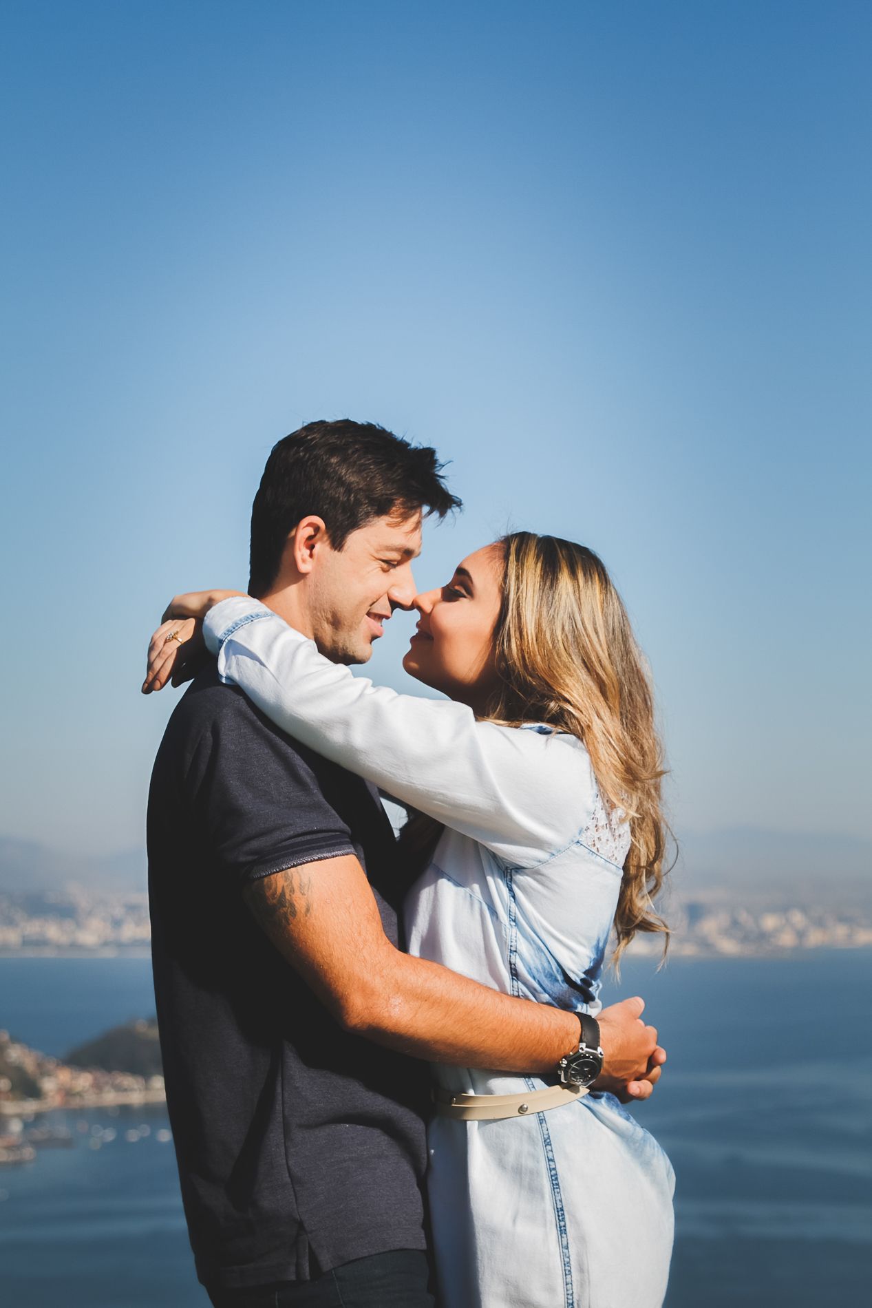 Amor em Cada Clique: A História de um Ensaio de Casal no Parque da Cidade em Niterói - 2 - 0