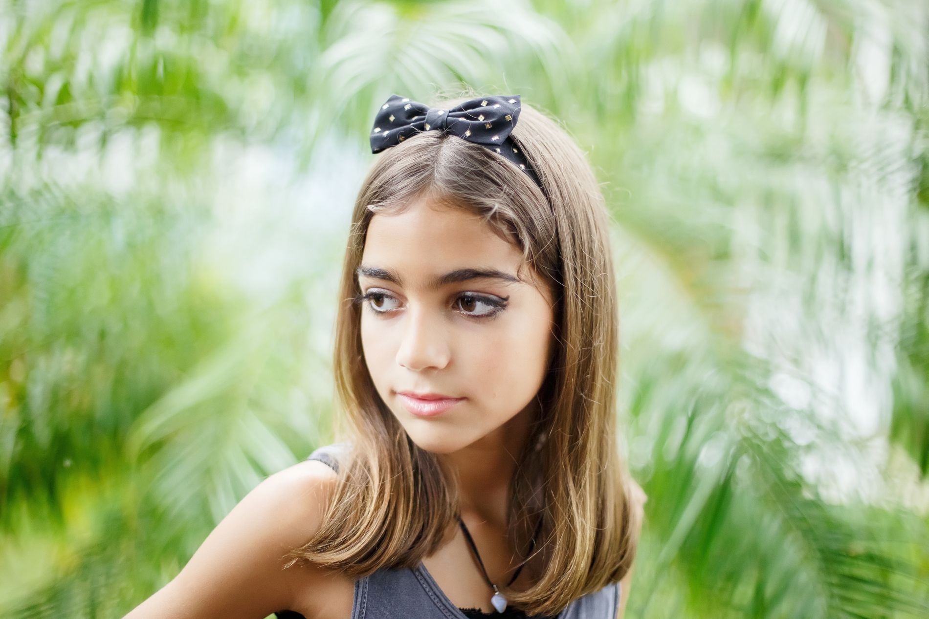 Encanto e Descoberta: Ensaio Fotográfico das Irmãs Mari e Manu nas Férias com a Vovó - 2 - 11