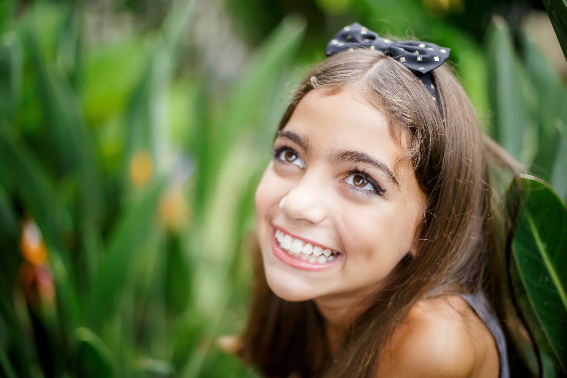 Encanto e Descoberta: Ensaio Fotográfico das Irmãs Mari e Manu nas Férias com a Vovó - 2 - 13