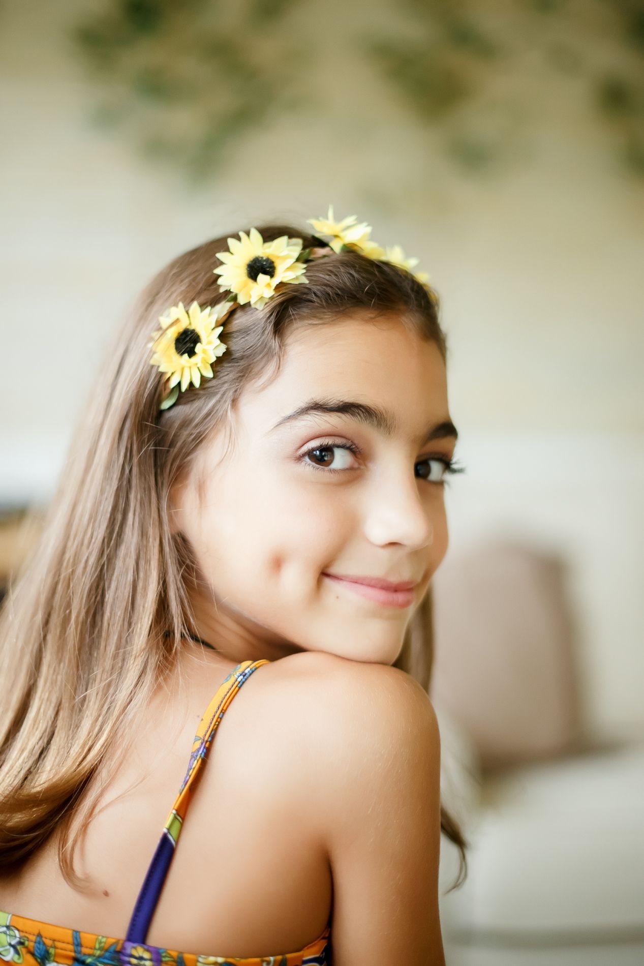 Encanto e Descoberta: Ensaio Fotográfico das Irmãs Mari e Manu nas Férias com a Vovó - 2 - 7