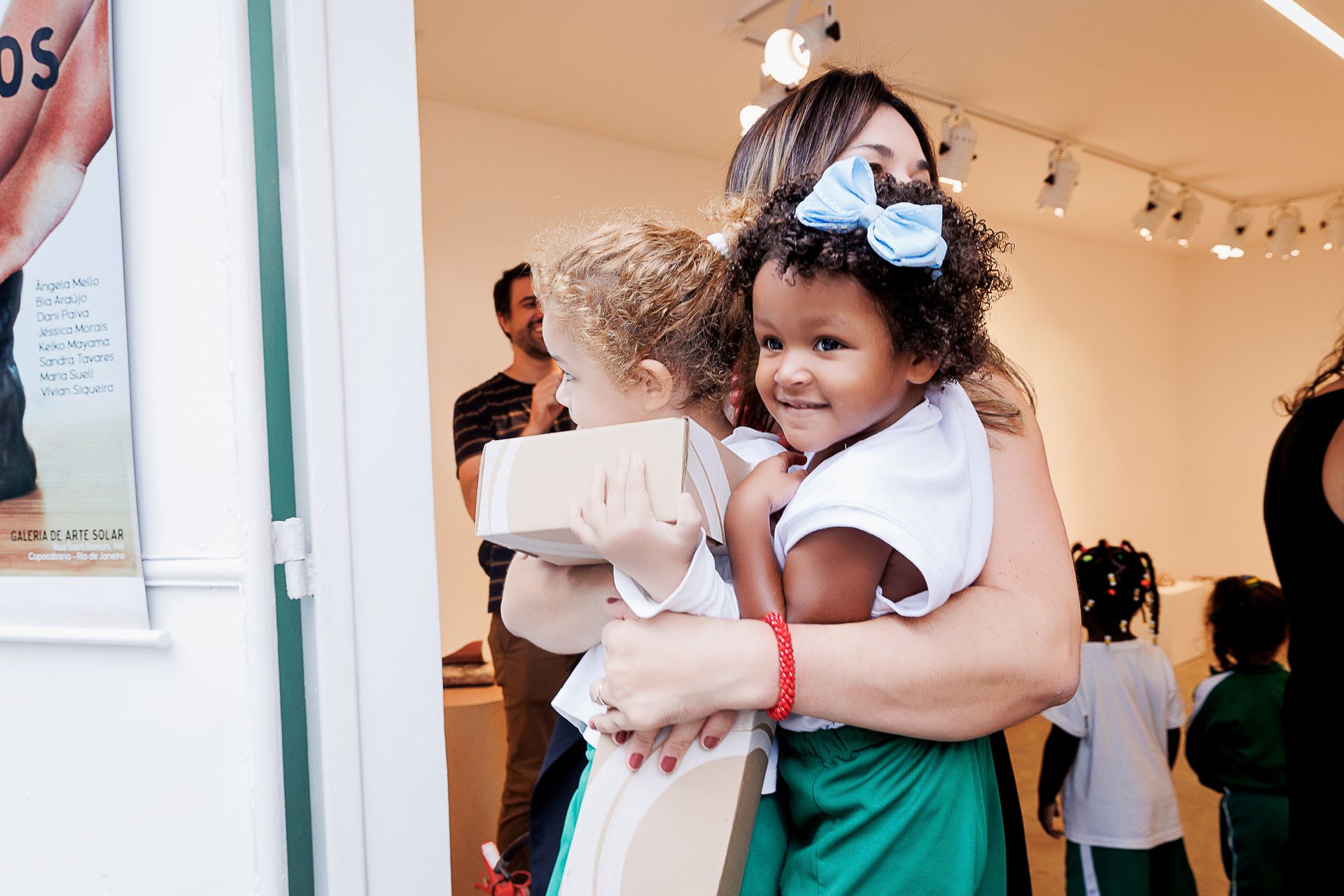 Inauguração da Exposição "Encontros" na Galeria do Solar Meninos de Luz em Copacabana - 2 - 17