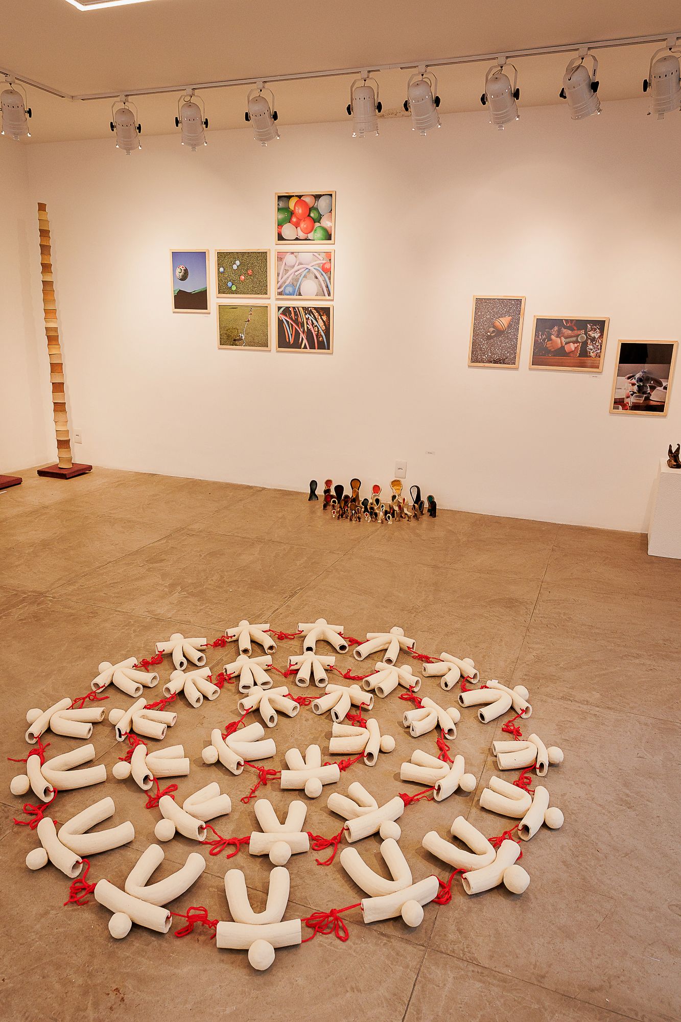 Inauguração da Exposição "Encontros" na Galeria do Solar Meninos de Luz em Copacabana - 2 - 6