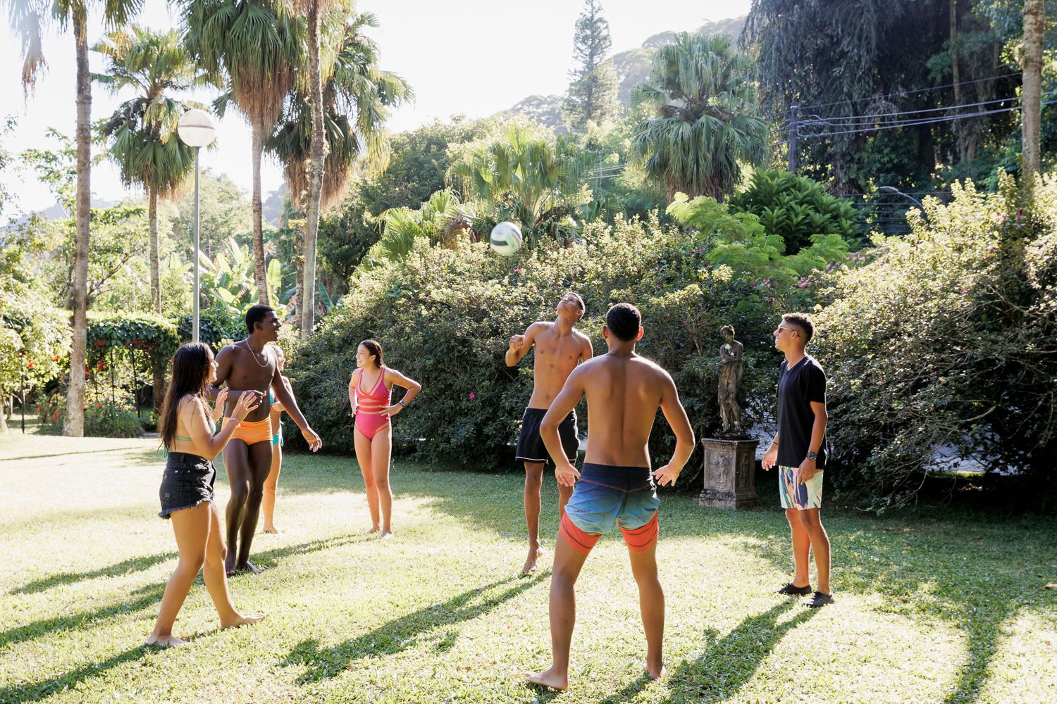 Capturando a Essência da Festa de 15 Anos da Sofia na Casa Jardins do Alto - 2 - 90