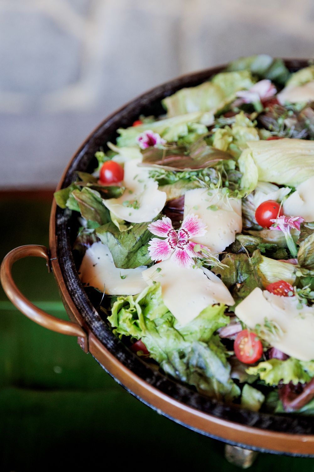 Capturando a Essência da Festa de 15 Anos da Sofia na Casa Jardins do Alto - 2 - 108