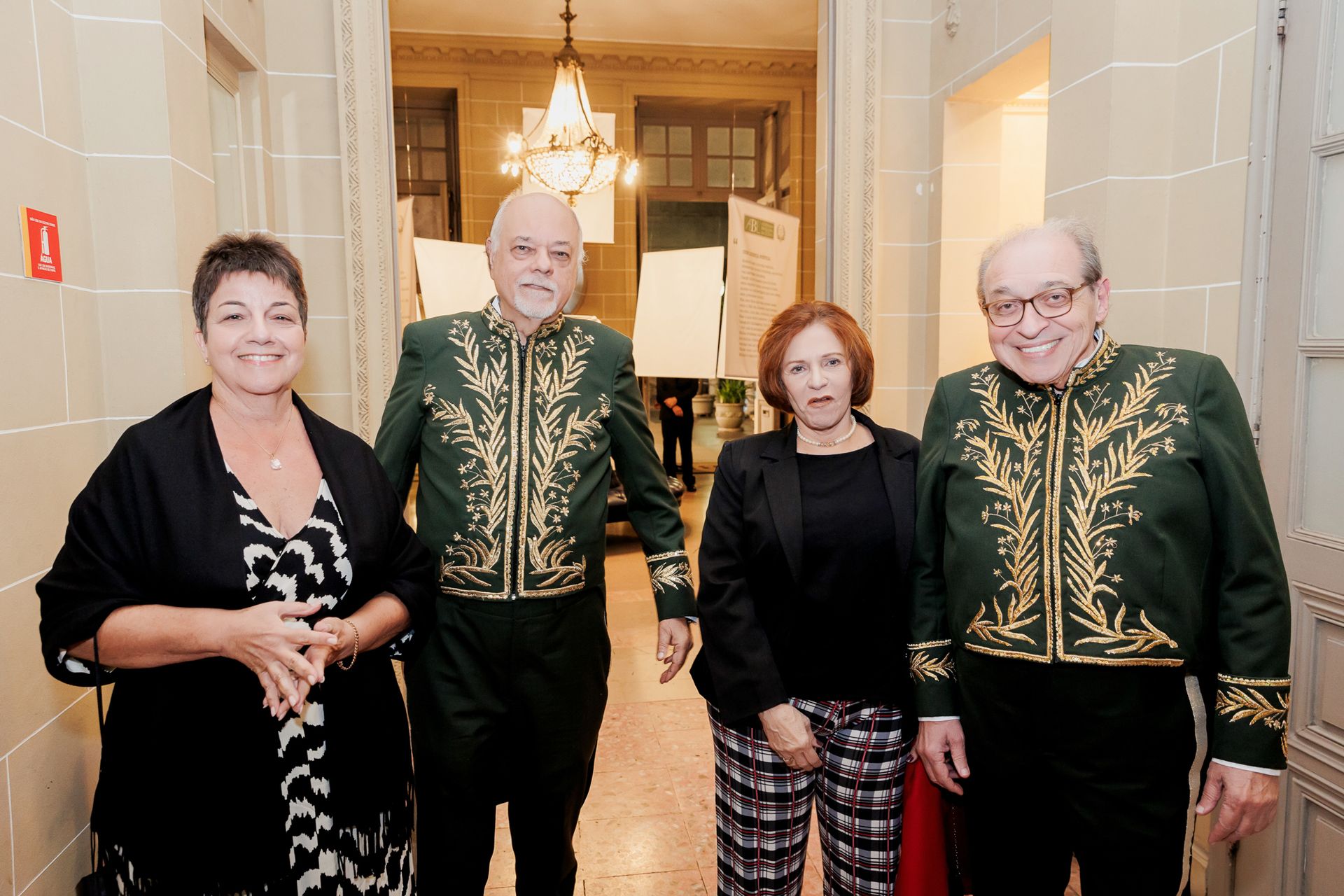 Academia Brasileira de Letras Celebra 127 Anos com Homenagens e Premiações - 2 - 31
