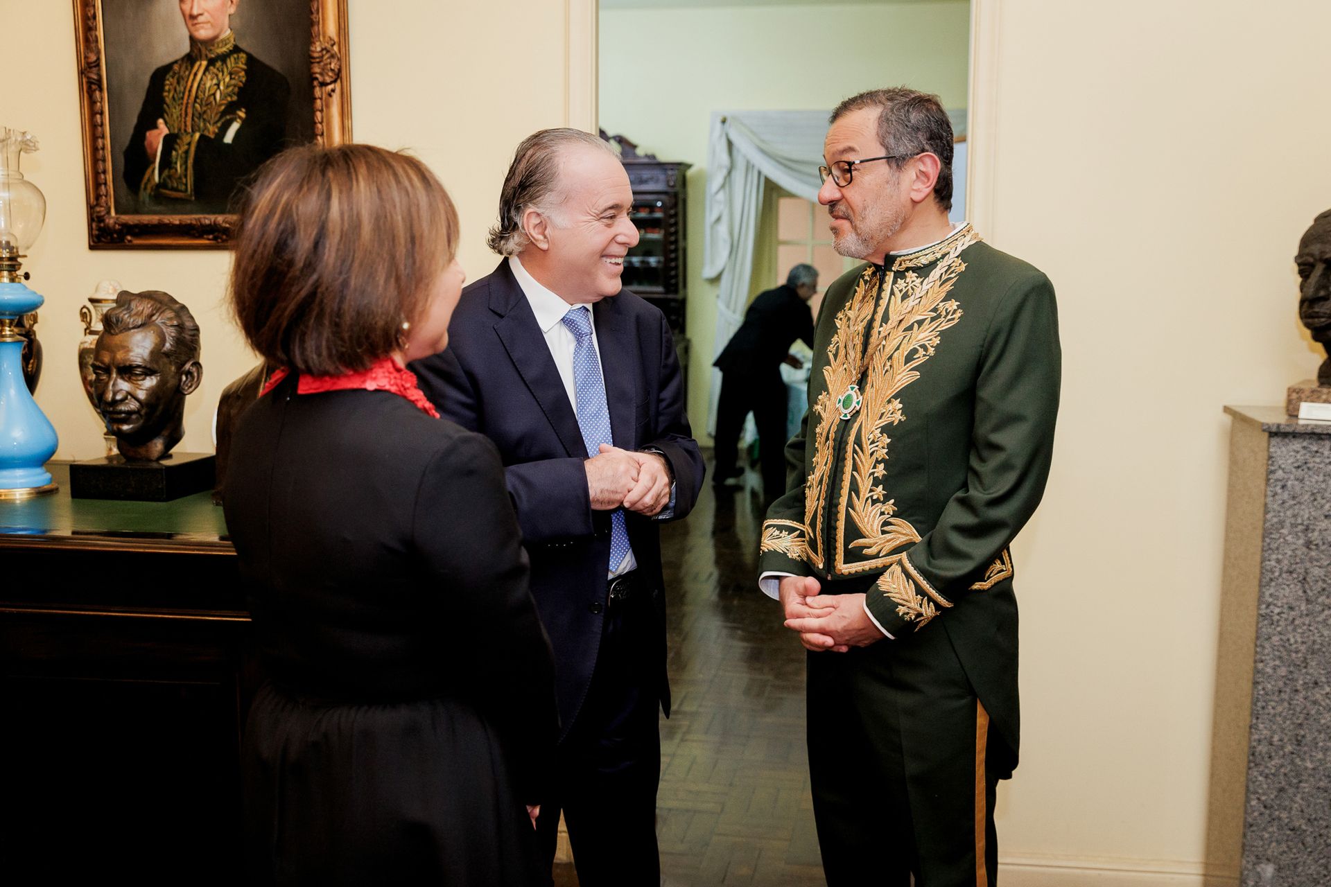 Academia Brasileira de Letras Celebra 127 Anos com Homenagens e Premiações - 2 - 49