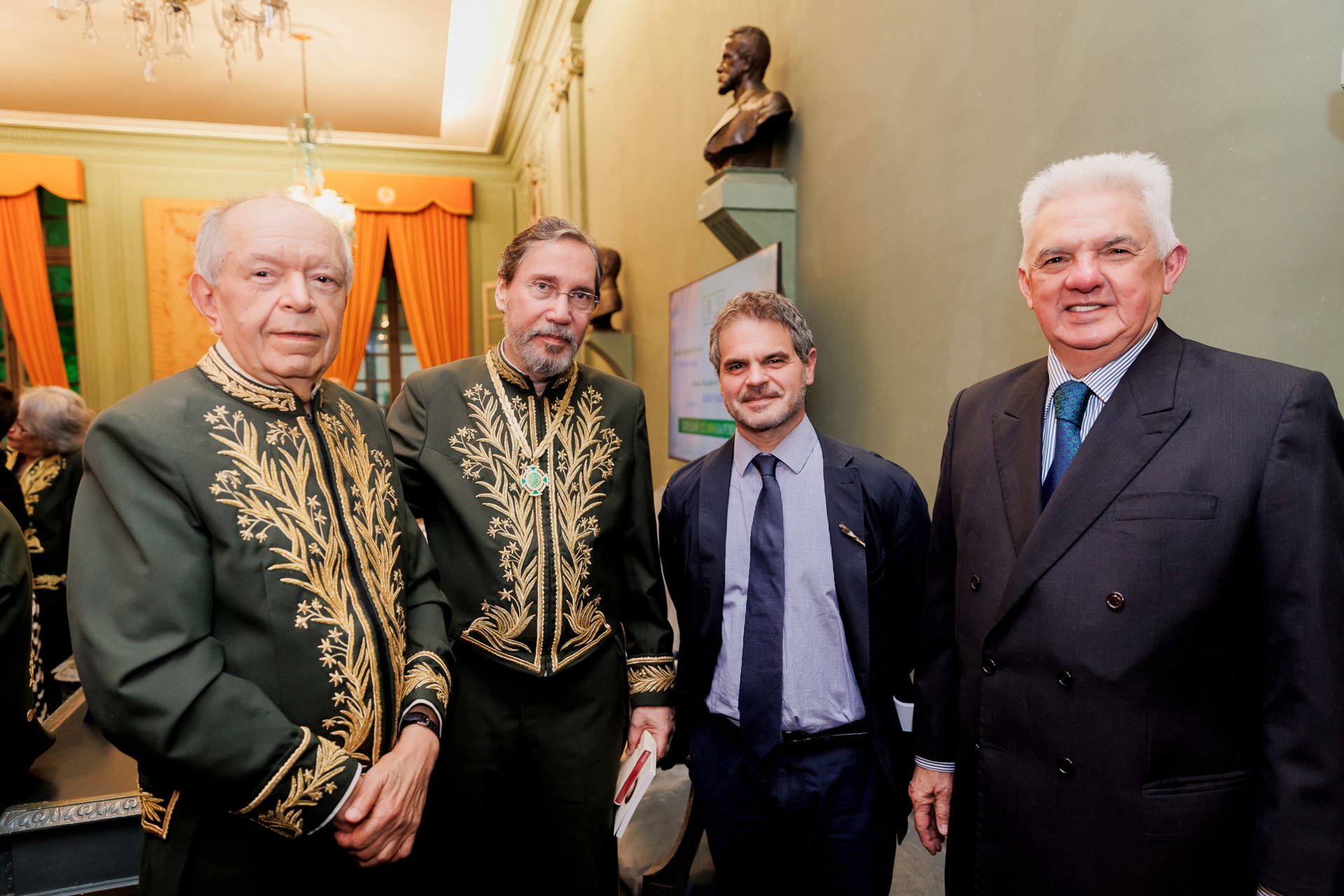 Academia Brasileira de Letras Celebra 127 Anos com Homenagens e Premiações - 2 - 82