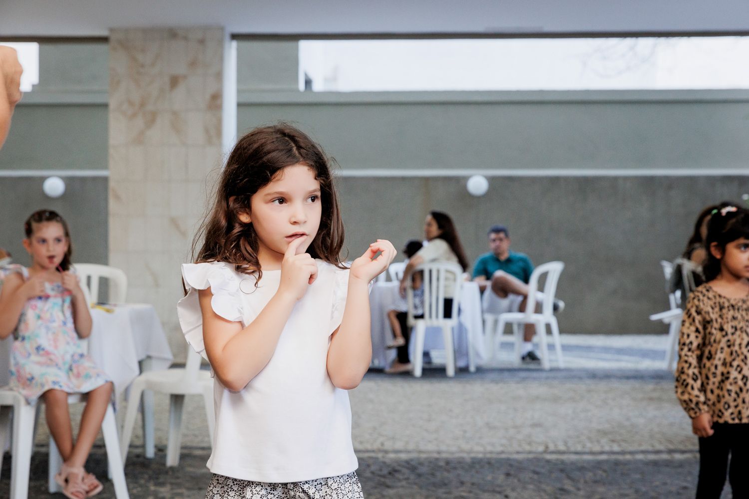 Alice e a Magia da Infância: Pequenos Momentos, Grandes Lembranças - 2 - 56