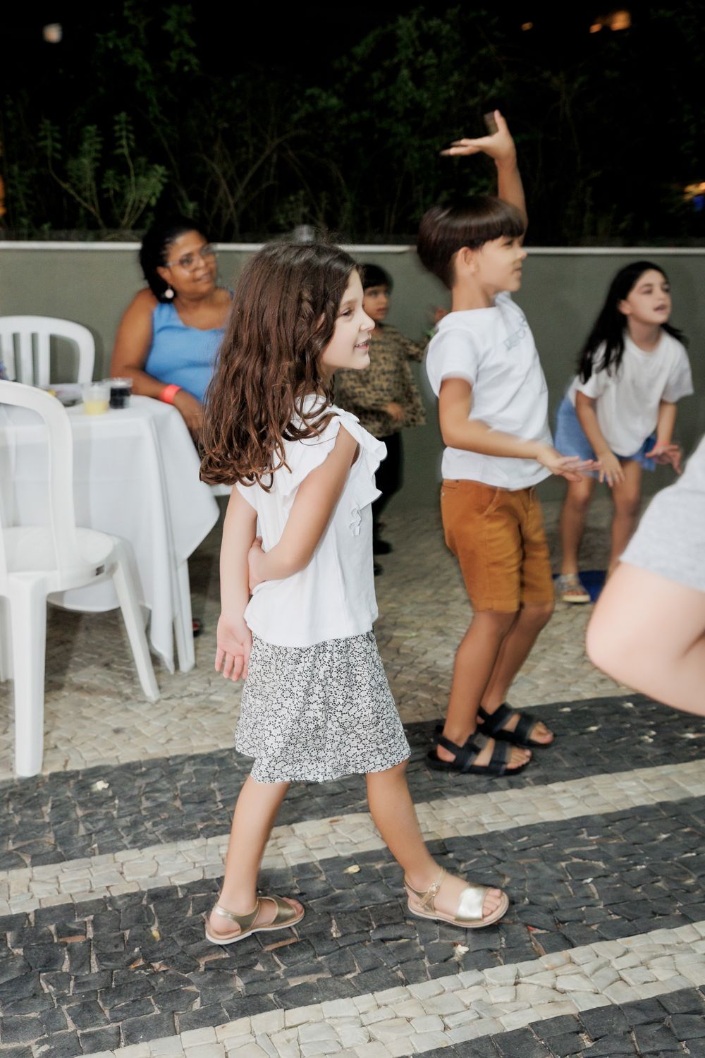 Alice e a Magia da Infância: Pequenos Momentos, Grandes Lembranças - 2 - 83