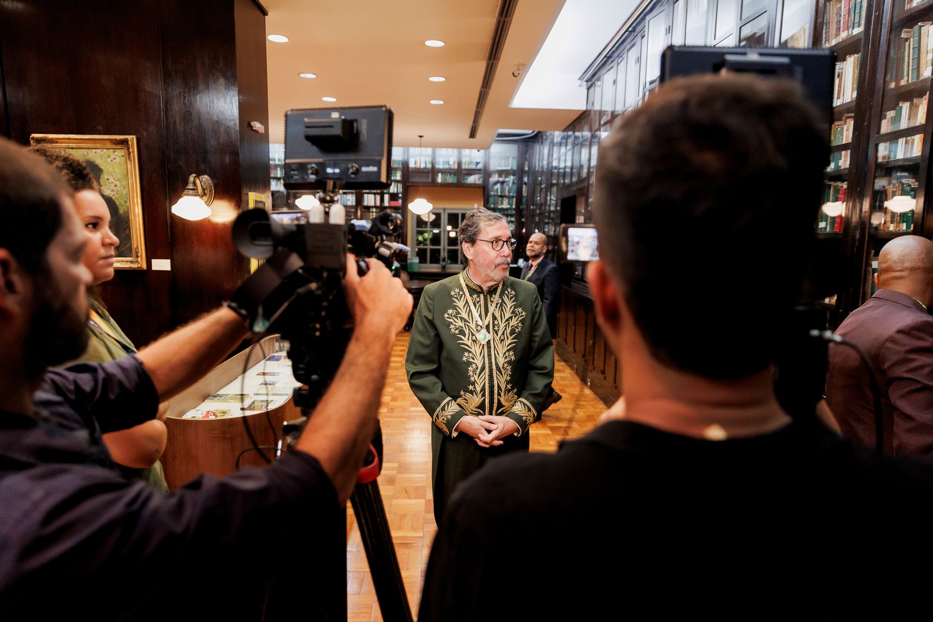 Edgard Telles Ribeiro toma posse na Academia Brasileira de Letras: uma noite histórica para a literatura brasileira - 2 - 44