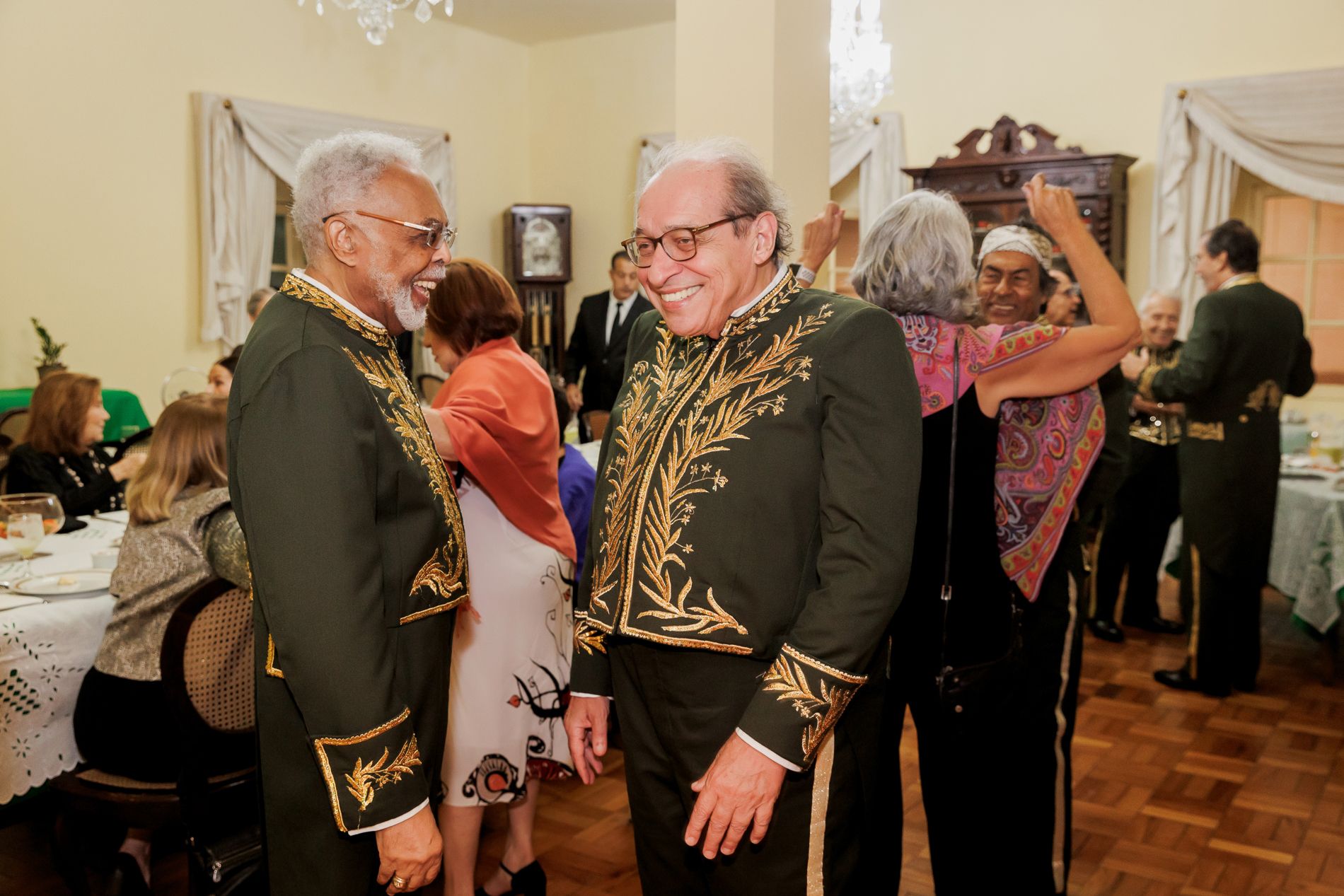 Edgard Telles Ribeiro toma posse na Academia Brasileira de Letras: uma noite histórica para a literatura brasileira - 2 - 48