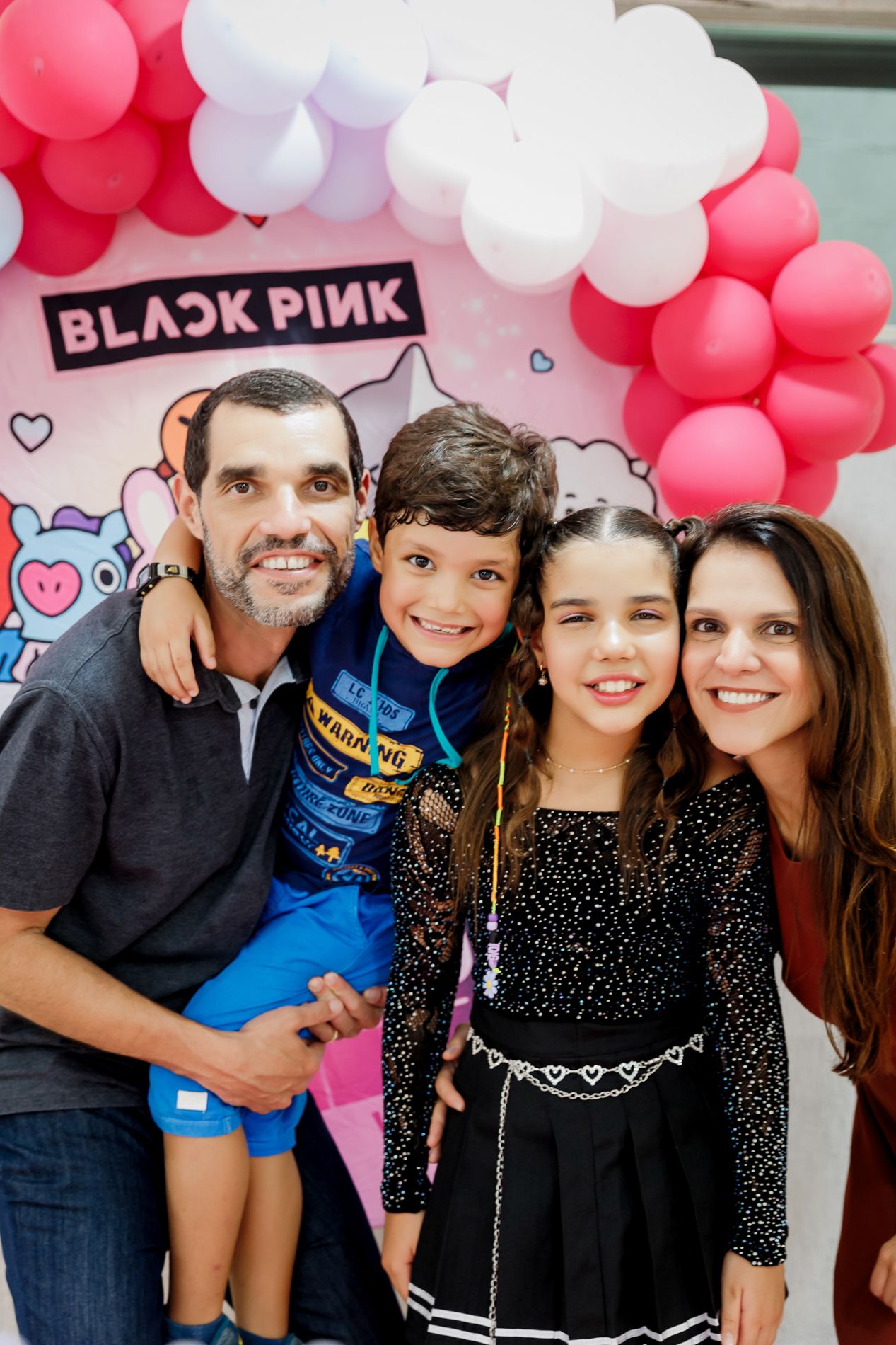 Aniversário de 10 anos da Isabela: uma festa BTS cheia de cor, alegria e emoção! - 2 - 6