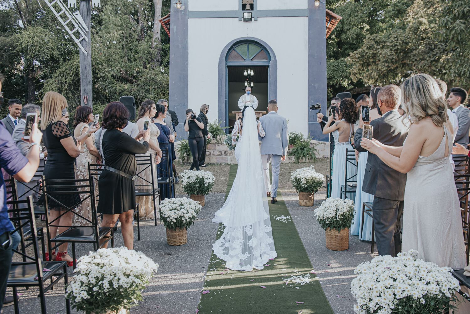 Casamento na Igreja Matriz de Nossa Sra da Conceição em Contagem - MG - 2 - 1