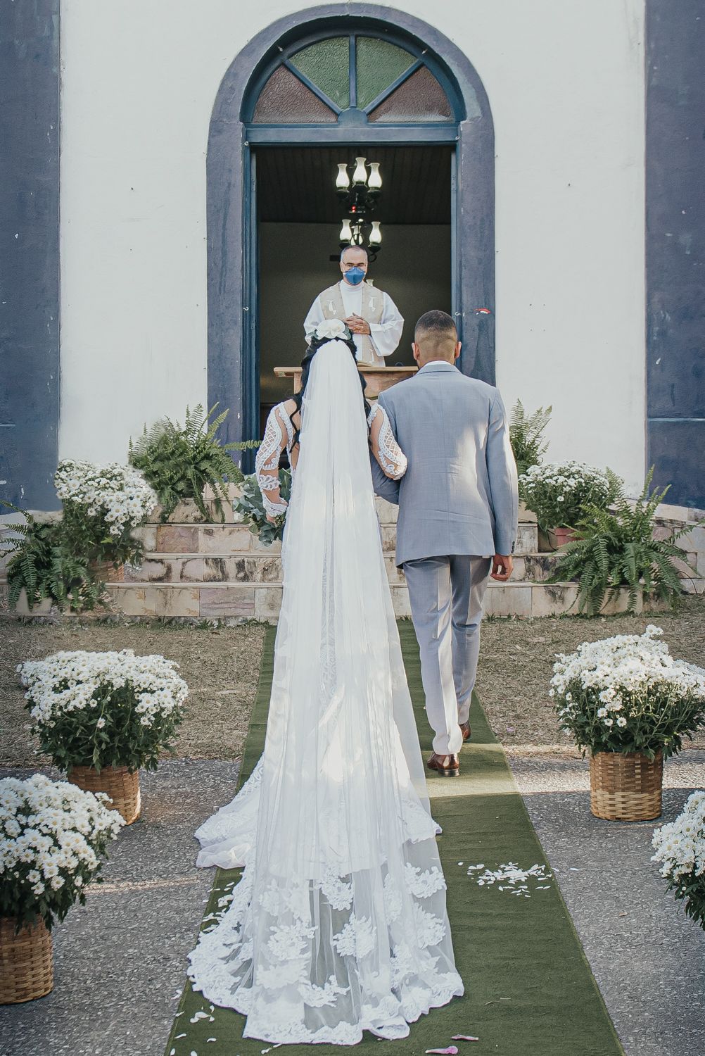 Casamento na Igreja Matriz de Nossa Sra da Conceição em Contagem - MG - 2 - 2