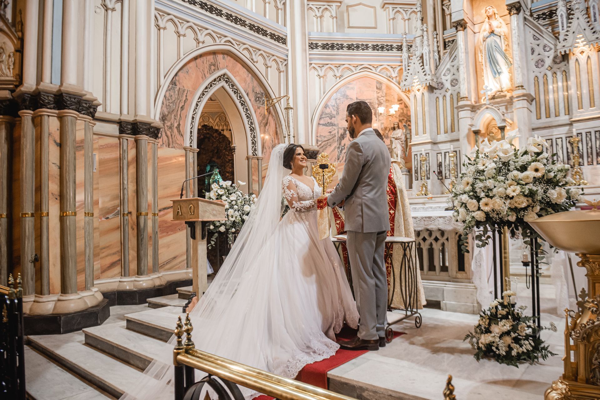 Casamento na Basílica de Lourdes em Belo Horizonte MG (Fran&Warley) - 2 - 0