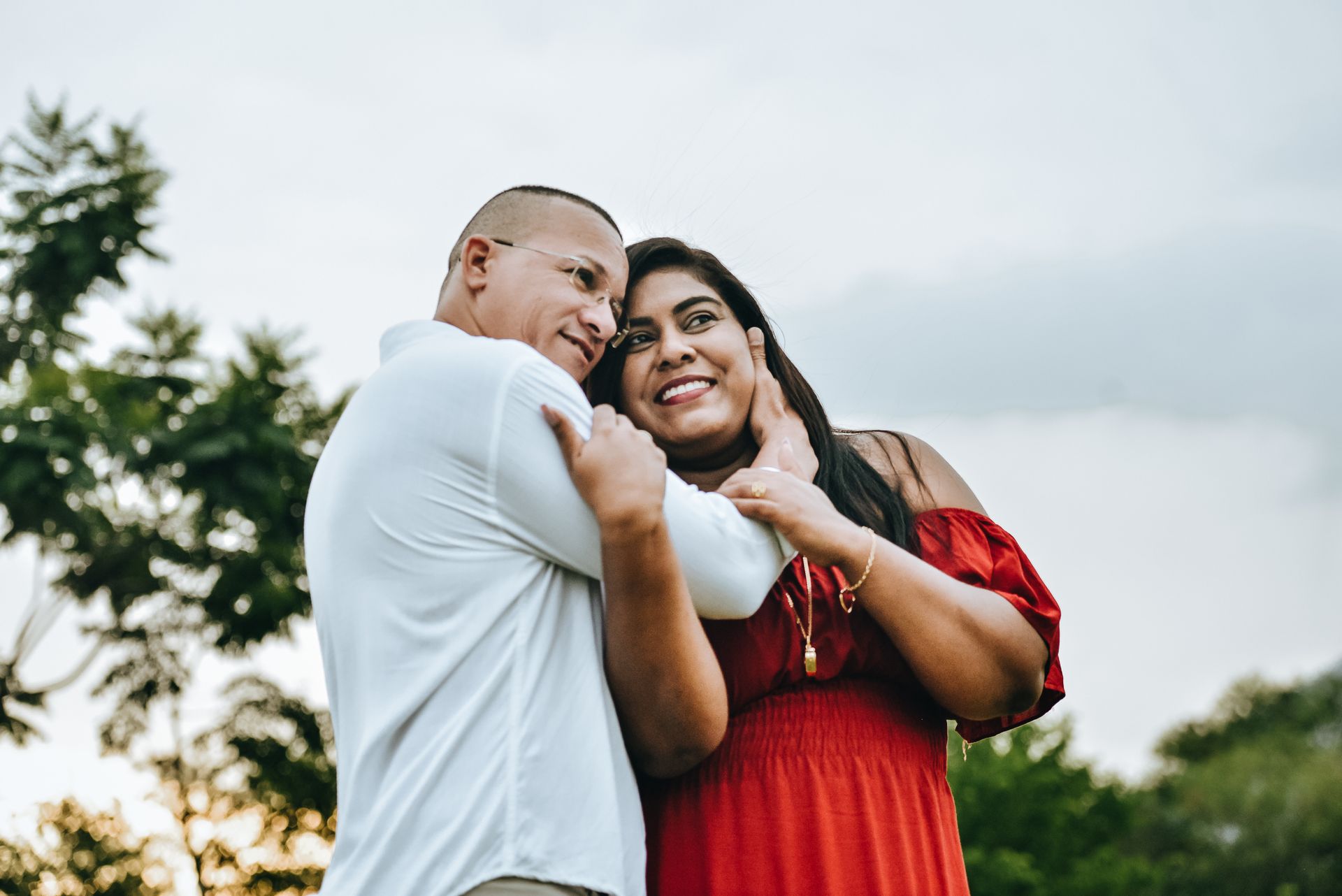 E esse ensaio insano dos queridos Diana e Edson, ficou simplesmente maravilhoso. Rrealizado a poucos dias do casamento no Parque do Gericino em Nilópolis na baixada fluminense. - 2 - 1