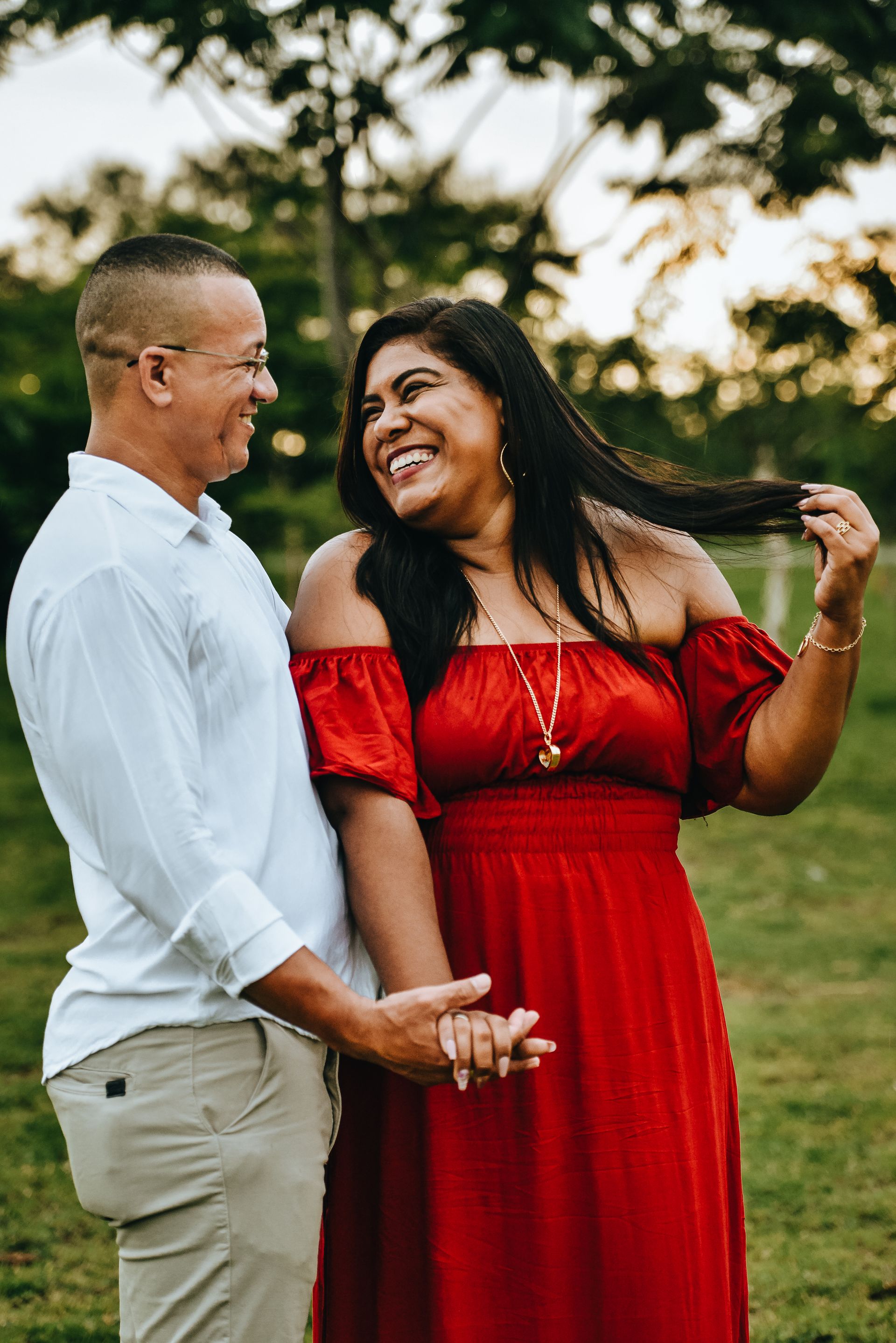 E esse ensaio insano dos queridos Diana e Edson, ficou simplesmente maravilhoso. Rrealizado a poucos dias do casamento no Parque do Gericino em Nilópolis na baixada fluminense. - 2 - 3