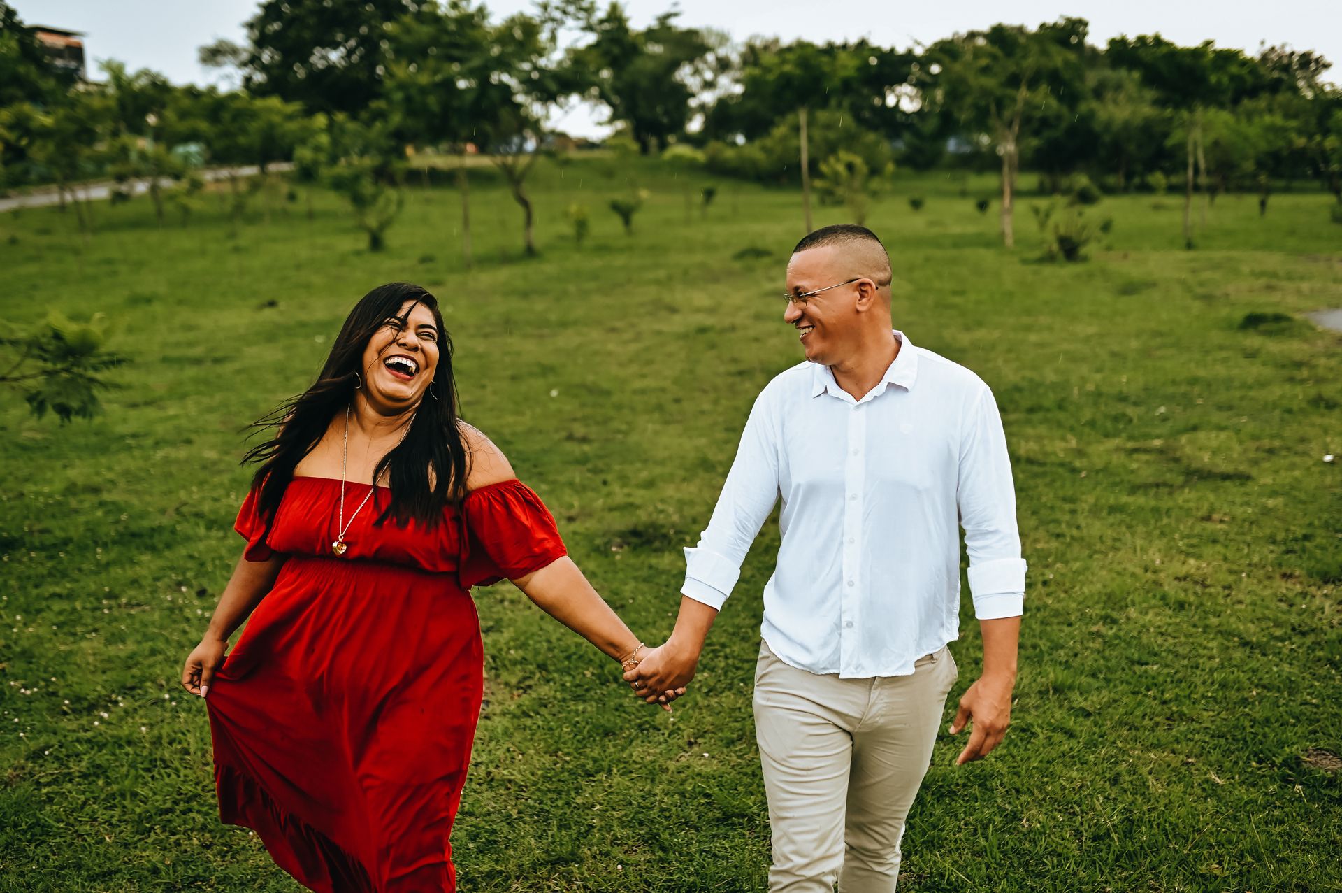 E esse ensaio insano dos queridos Diana e Edson, ficou simplesmente maravilhoso. Rrealizado a poucos dias do casamento no Parque do Gericino em Nilópolis na baixada fluminense. - 2 - 6