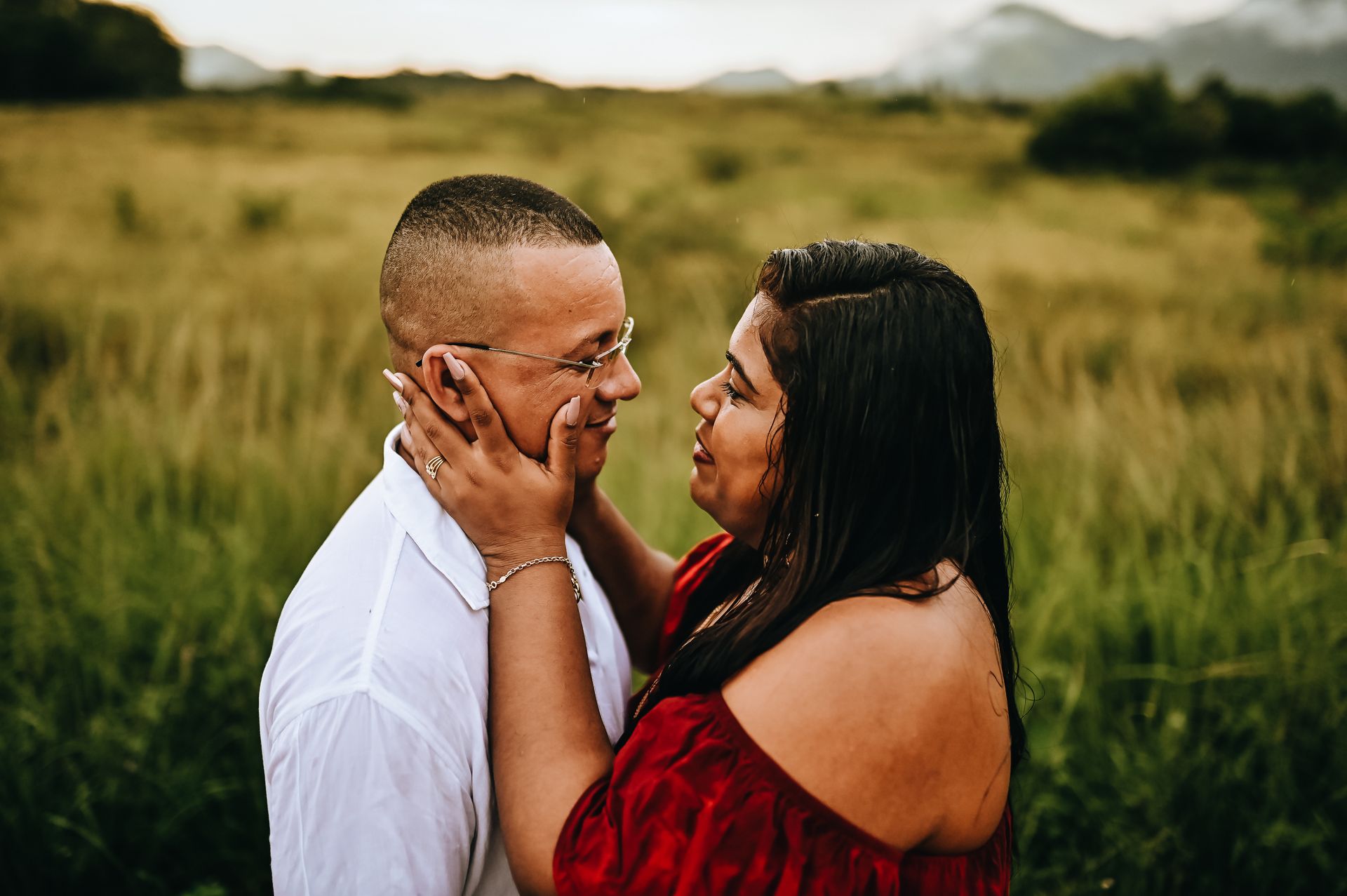 E esse ensaio insano dos queridos Diana e Edson, ficou simplesmente maravilhoso. Rrealizado a poucos dias do casamento no Parque do Gericino em Nilópolis na baixada fluminense. - 2 - 9