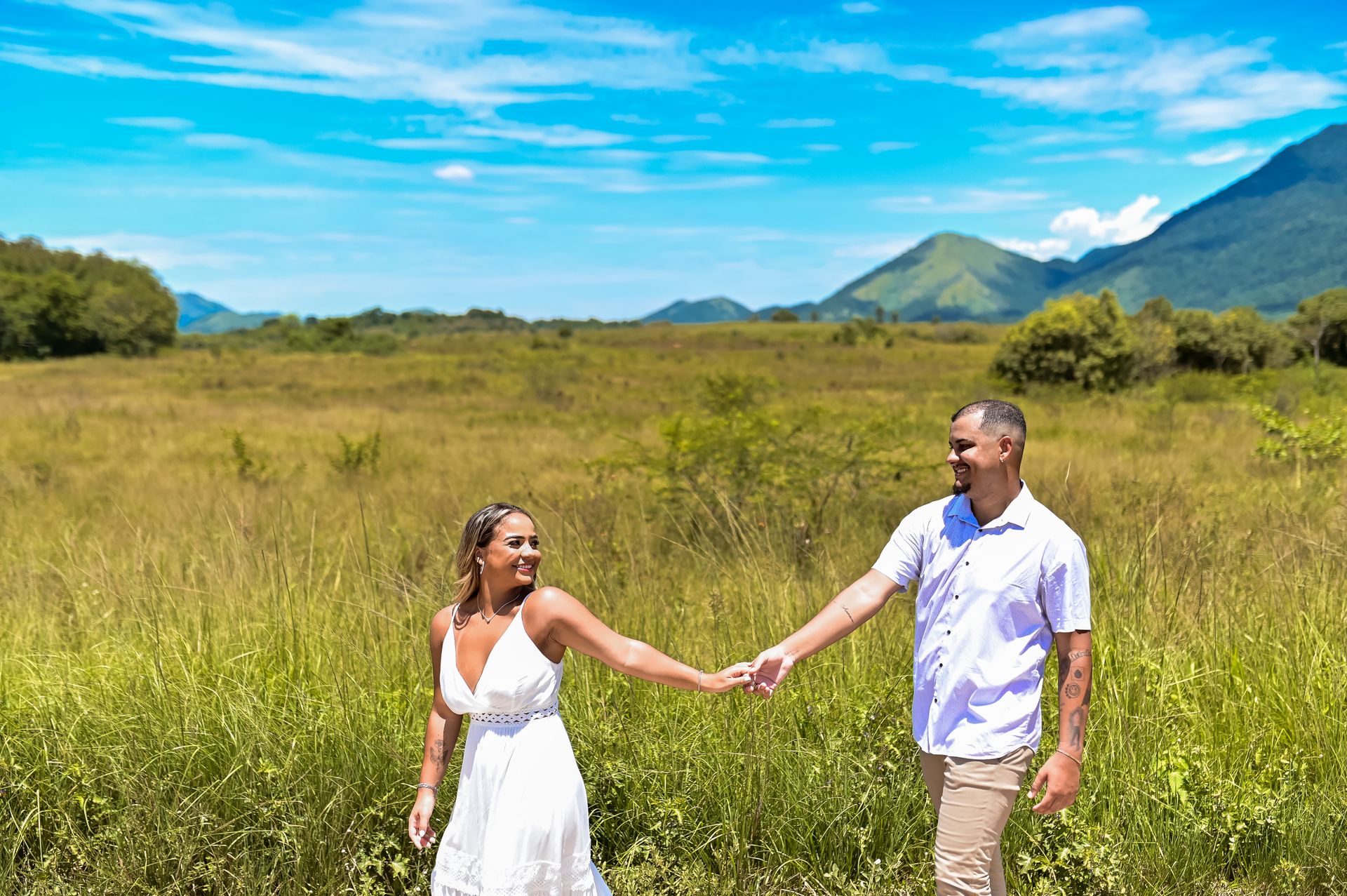 Gabrielle e Junior tiveram um dia abençoado pelo sol do verão em pleno Rio de Janeiro. O resultado dessa aventura insana você, confere nas fotos lindas desses queridos. - 2 - 8