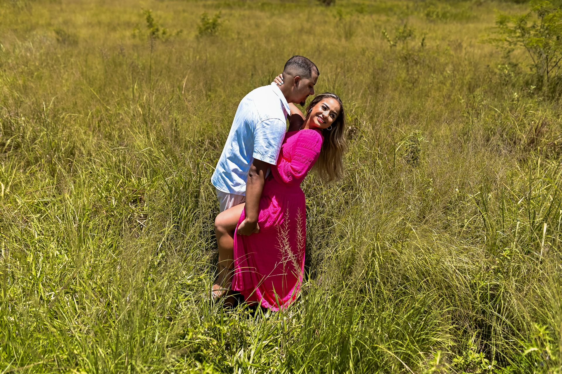 Gabrielle e Junior tiveram um dia abençoado pelo sol do verão em pleno Rio de Janeiro. O resultado dessa aventura insana você, confere nas fotos lindas desses queridos. - 2 - 10