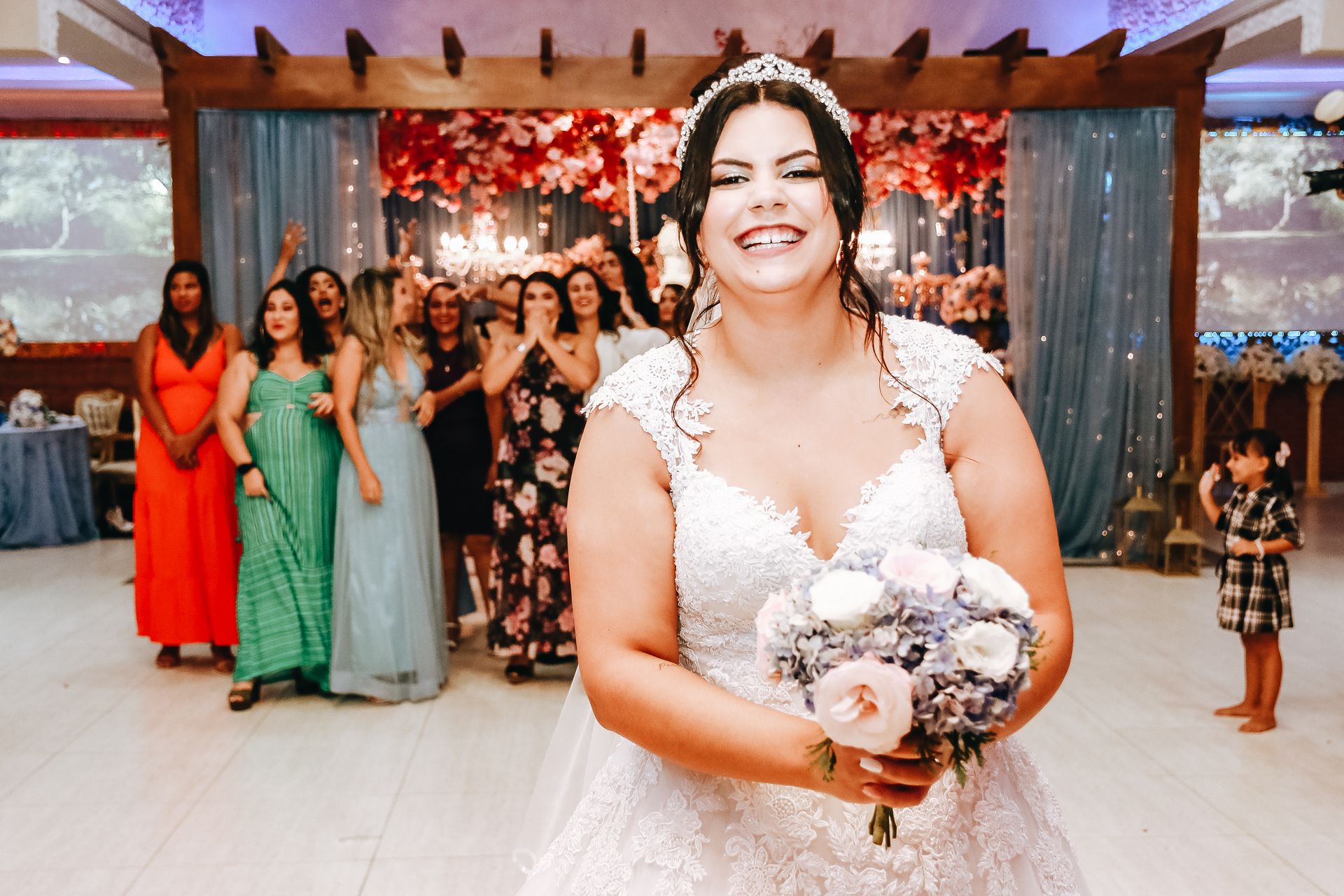 Unidos pelo Amor: Um Olhar sobre um Casamento Tradicional entre Djenifer E Cleberson - 2 - 2