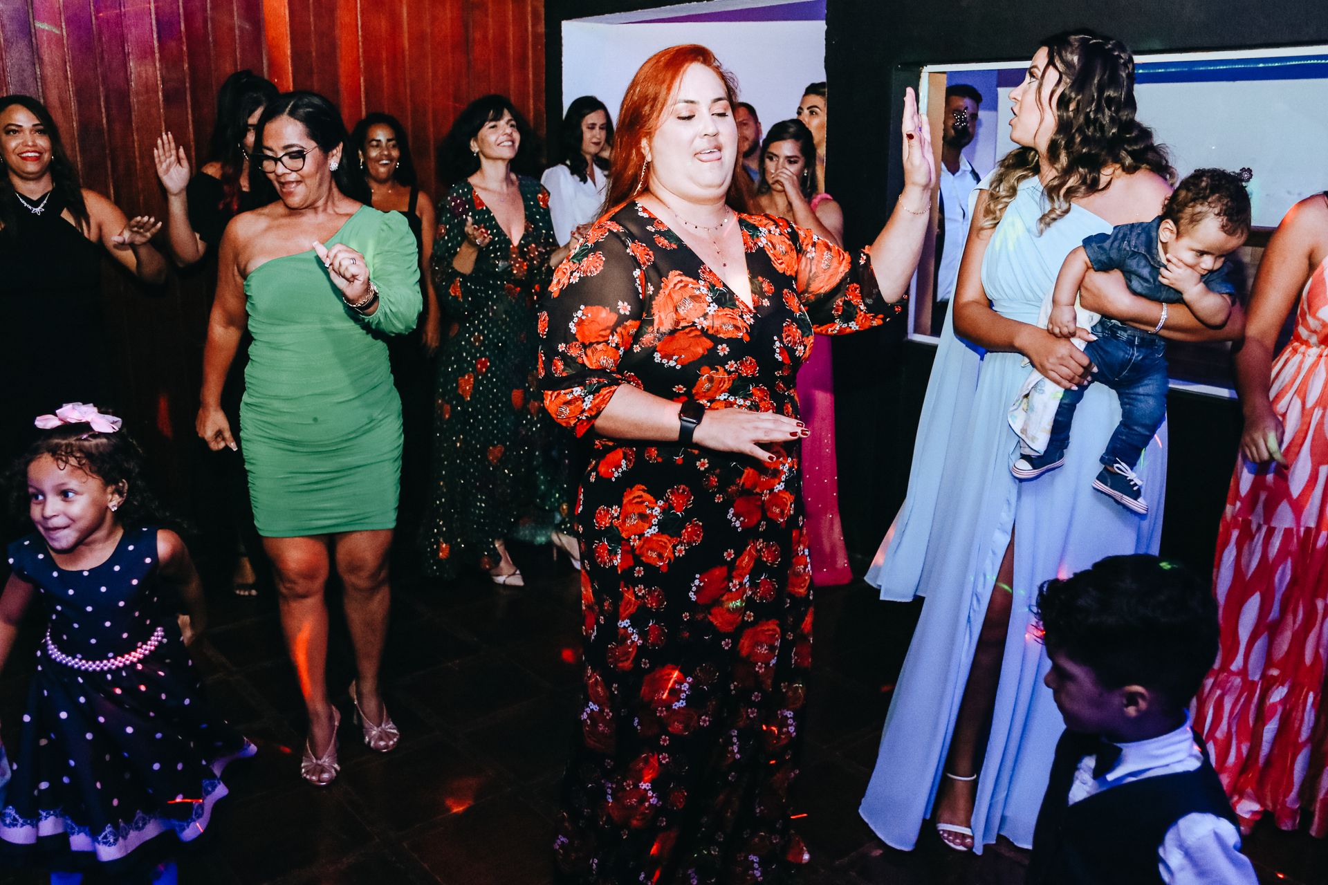 Unidos pelo Amor: Um Olhar sobre um Casamento Tradicional entre Djenifer E Cleberson - 2 - 1