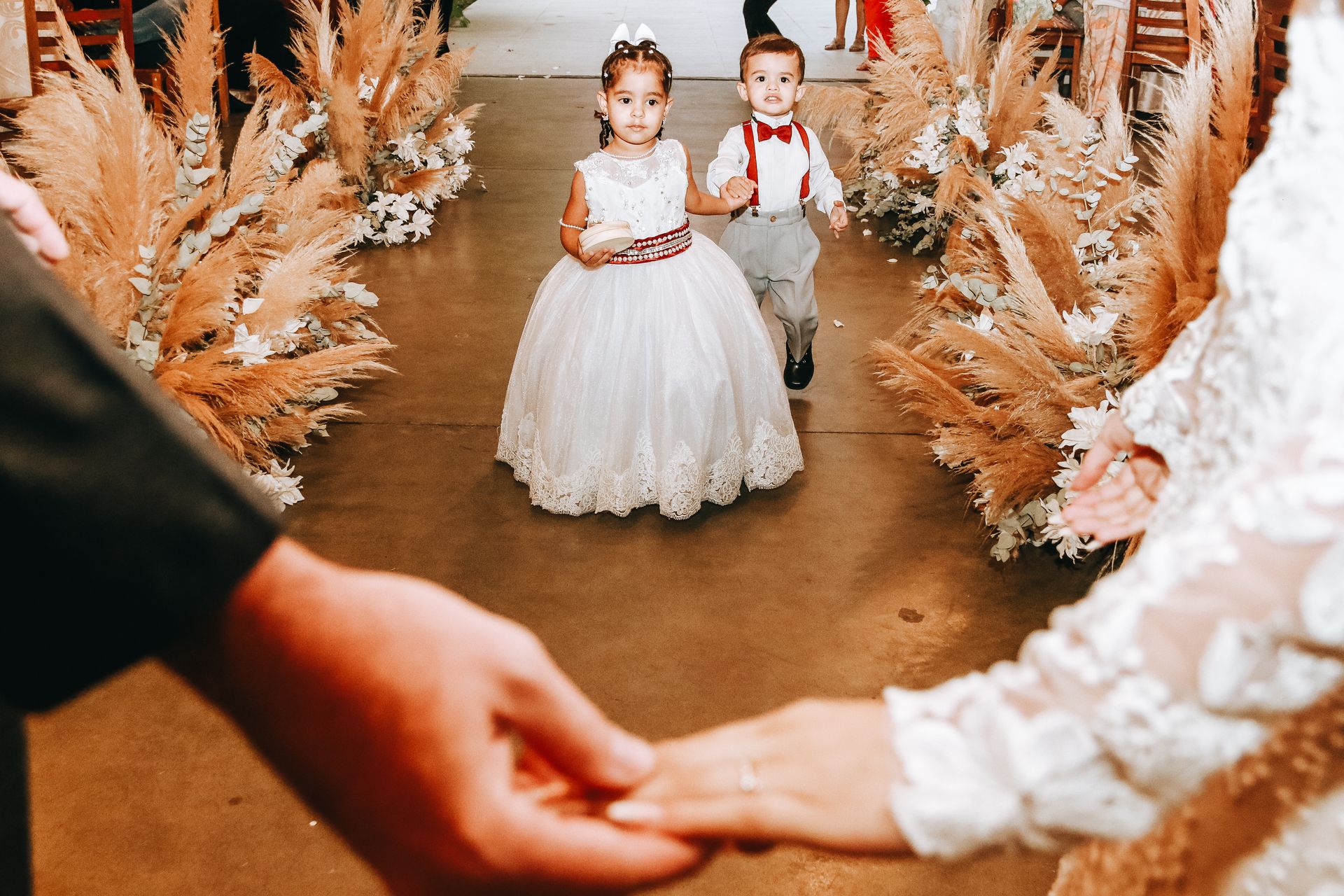 "Amor Eterno: O Álbum Mágico de Brenda e Julio" - 2 - 5